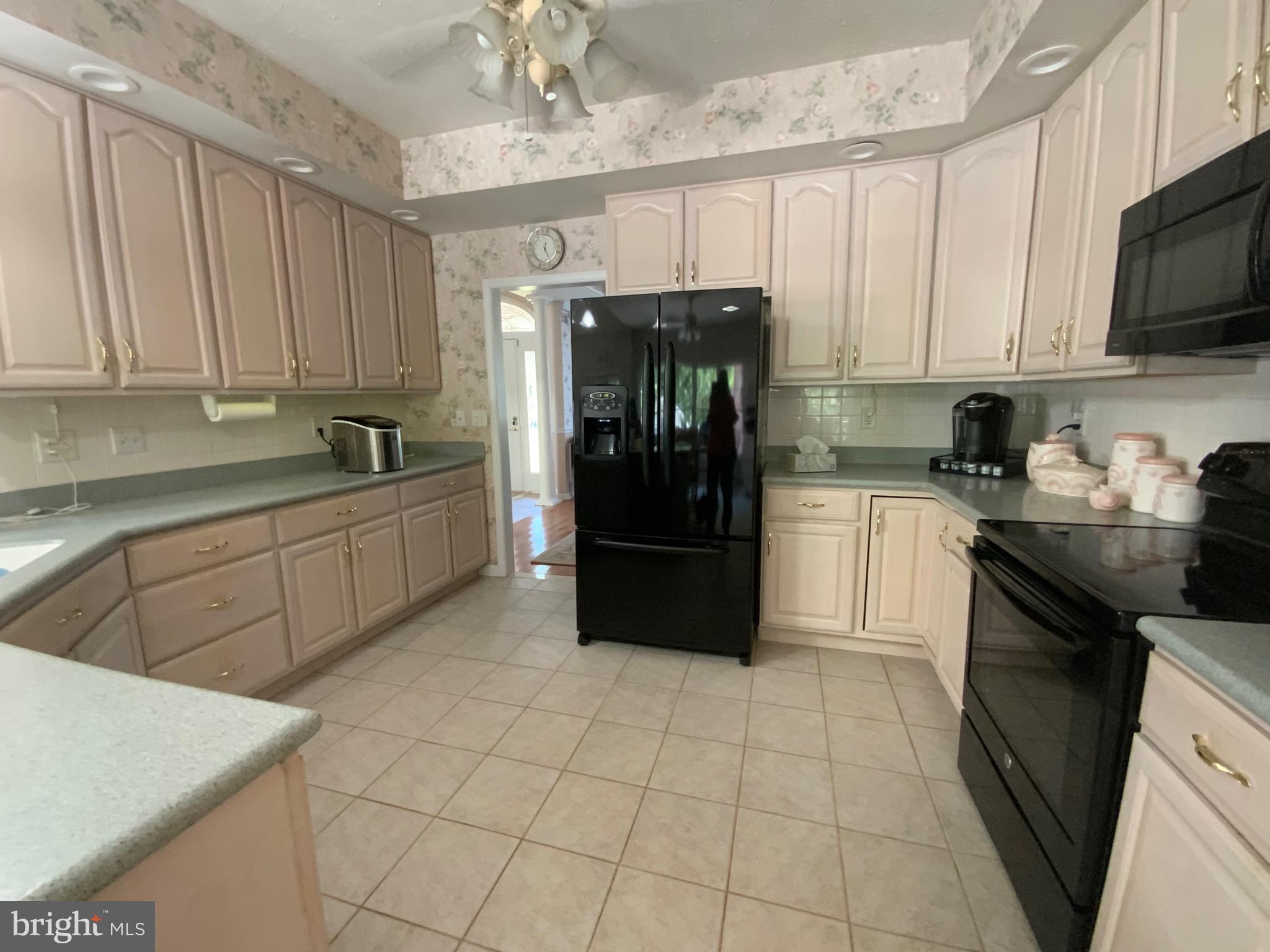 LAKEWOOD - Residential