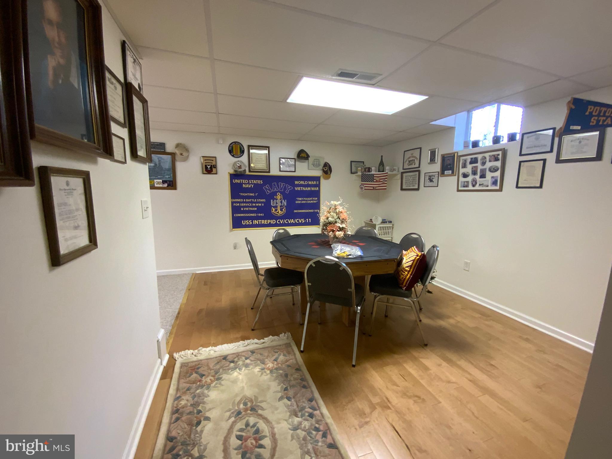 LAKEWOOD - Residential