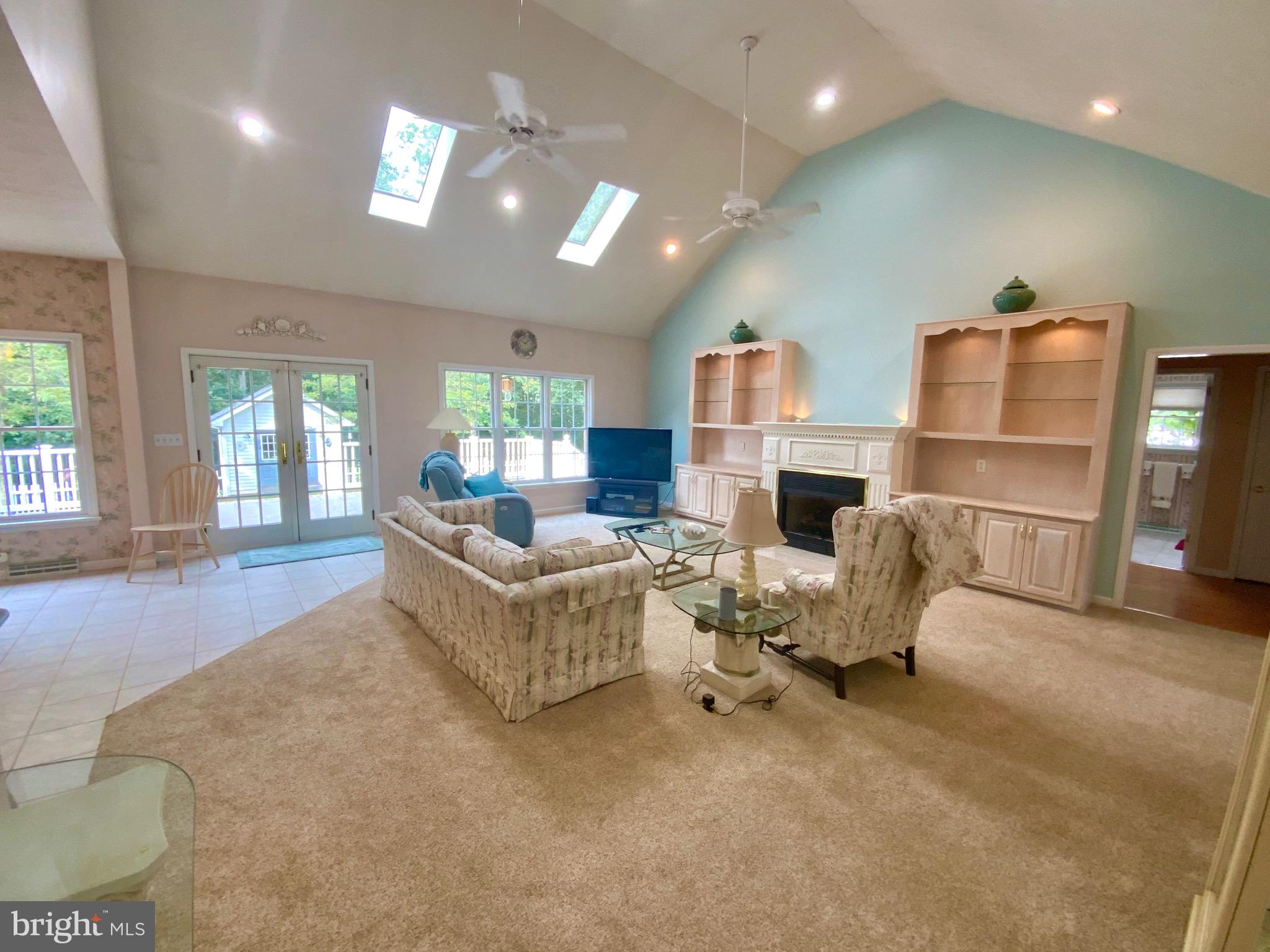 LAKEWOOD - Residential