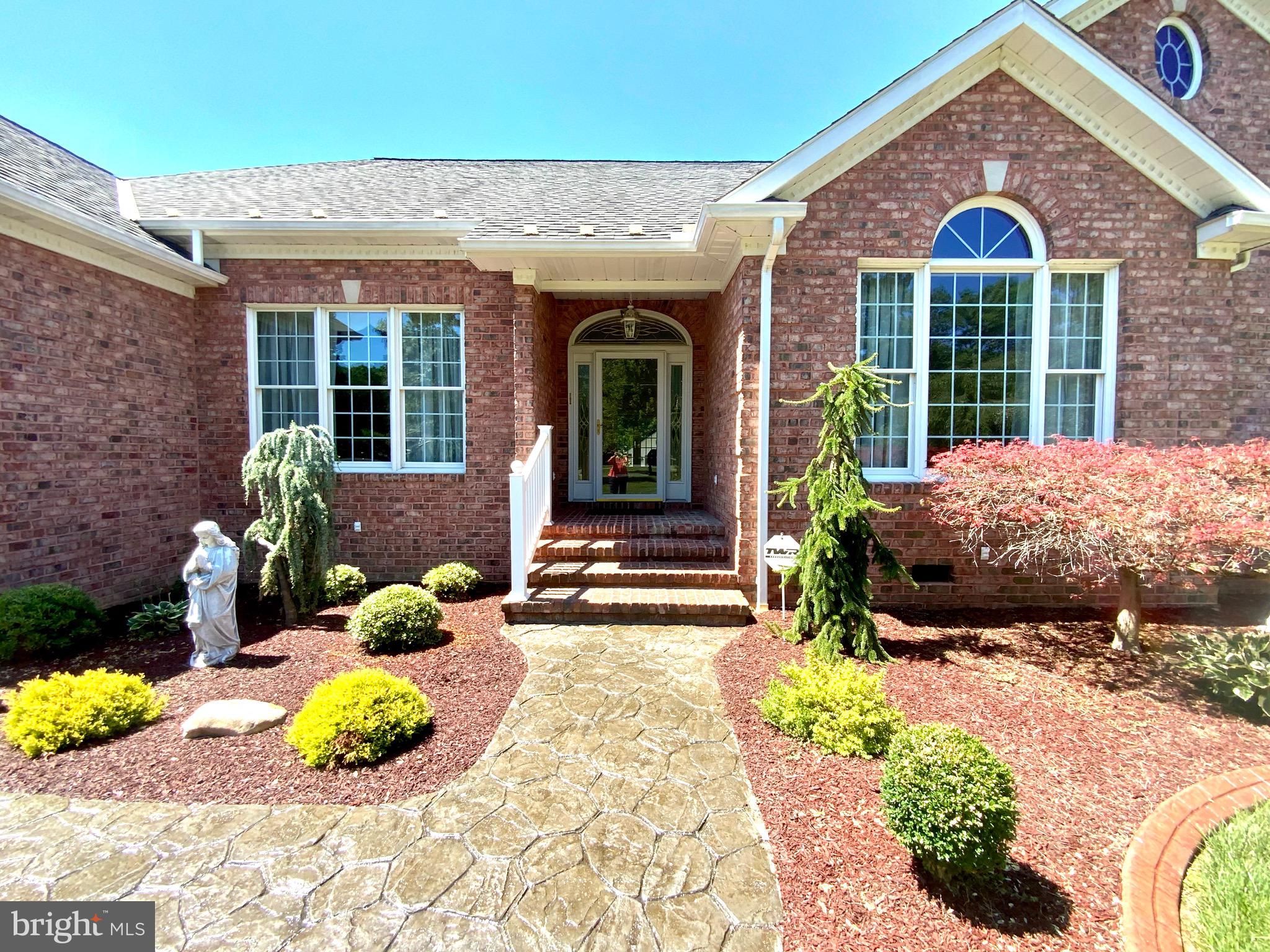 LAKEWOOD - Residential