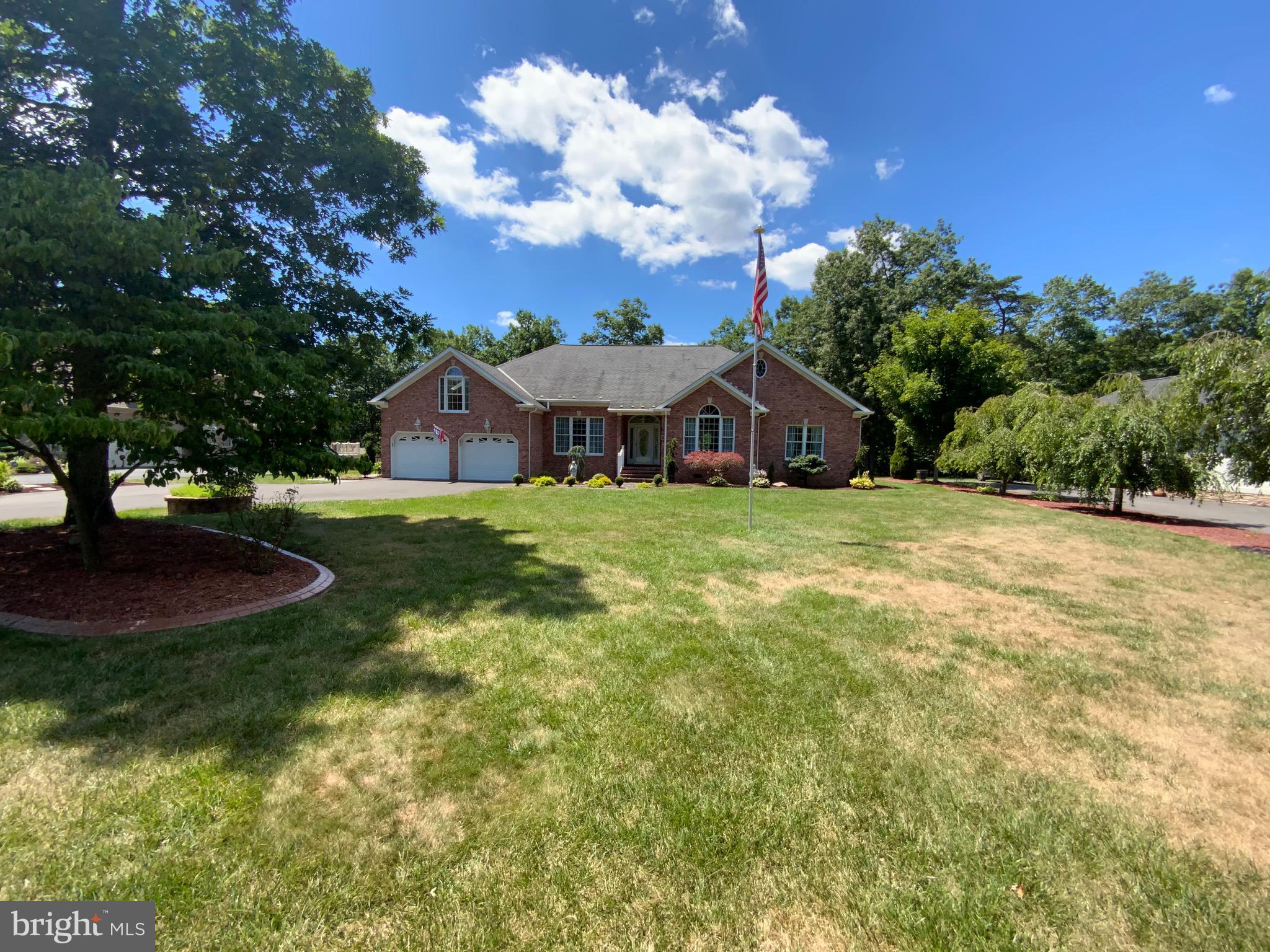 LAKEWOOD - Residential