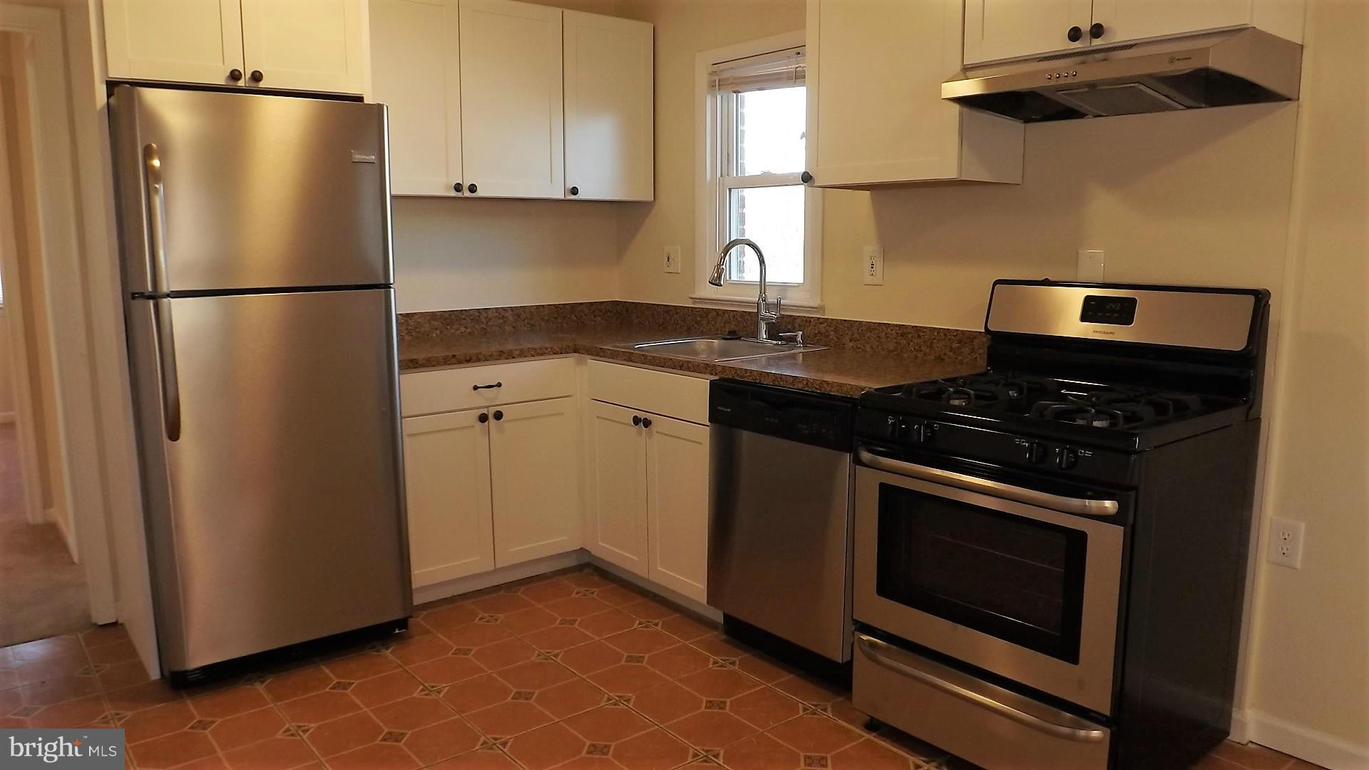 WEST LANHAM - Residential