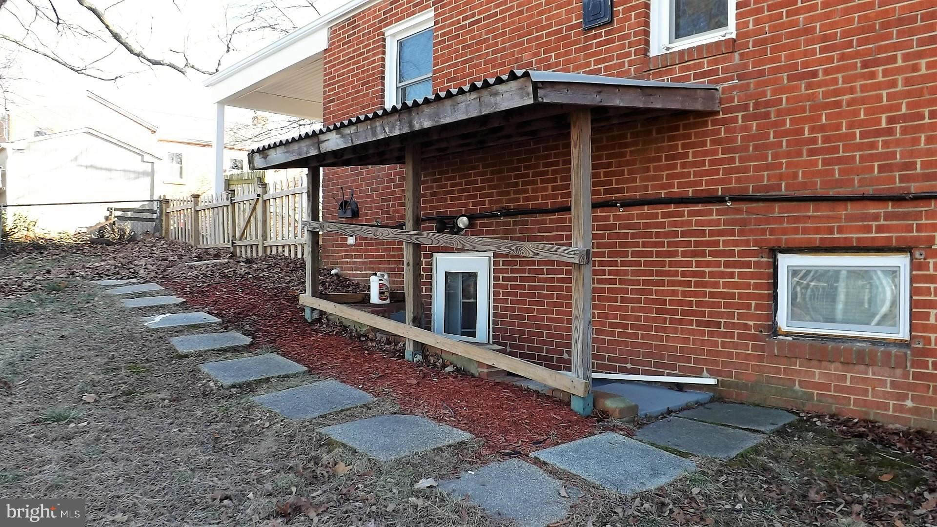 WEST LANHAM - Residential