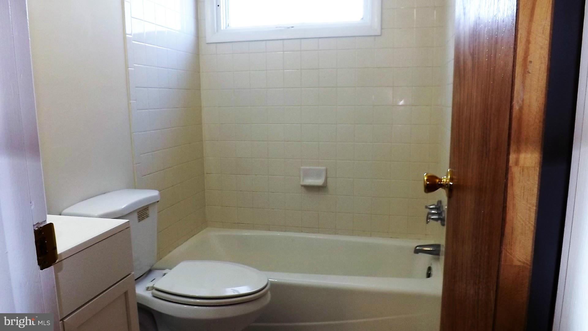 WEST LANHAM - Residential