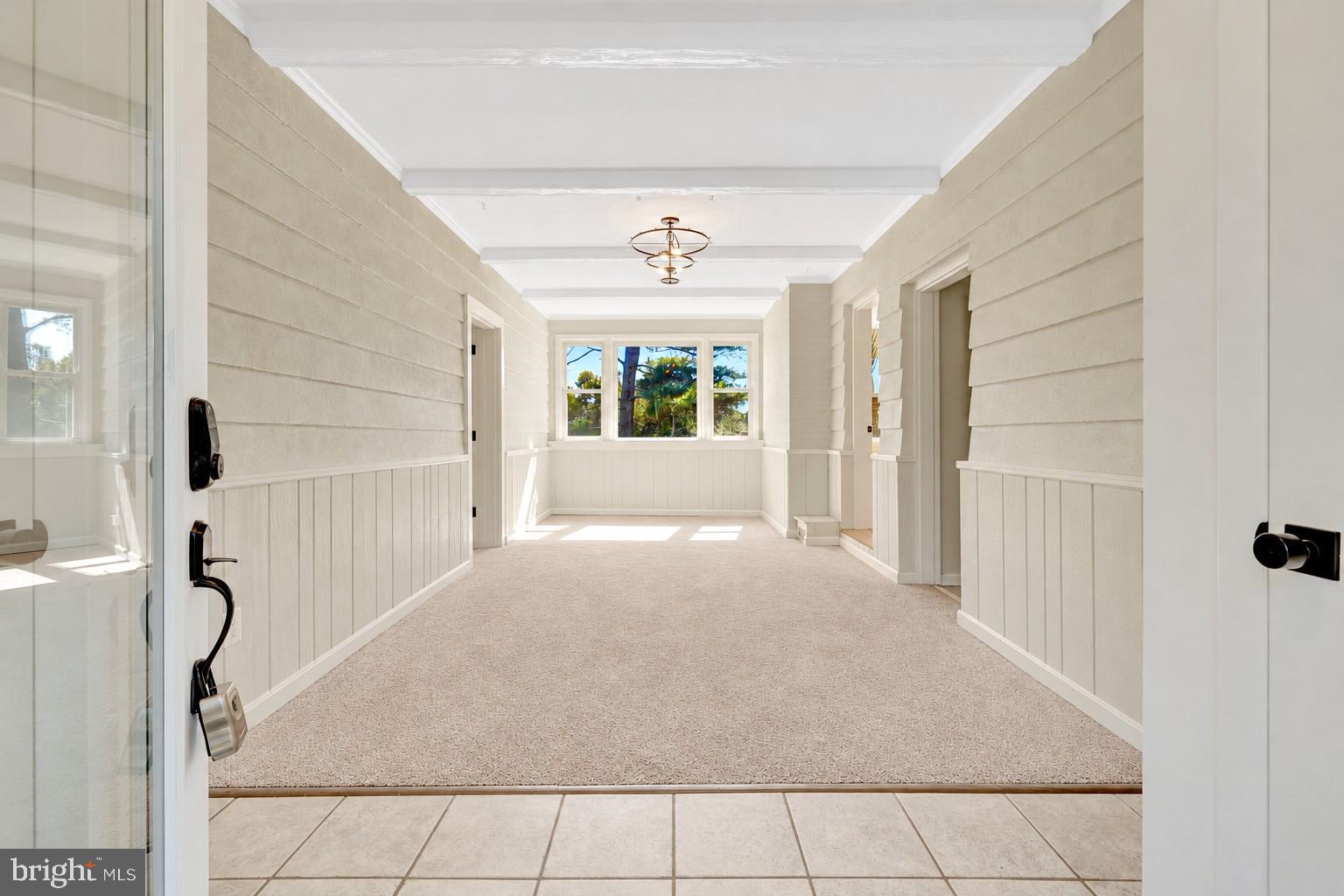 756 APPLEWOOD LANE