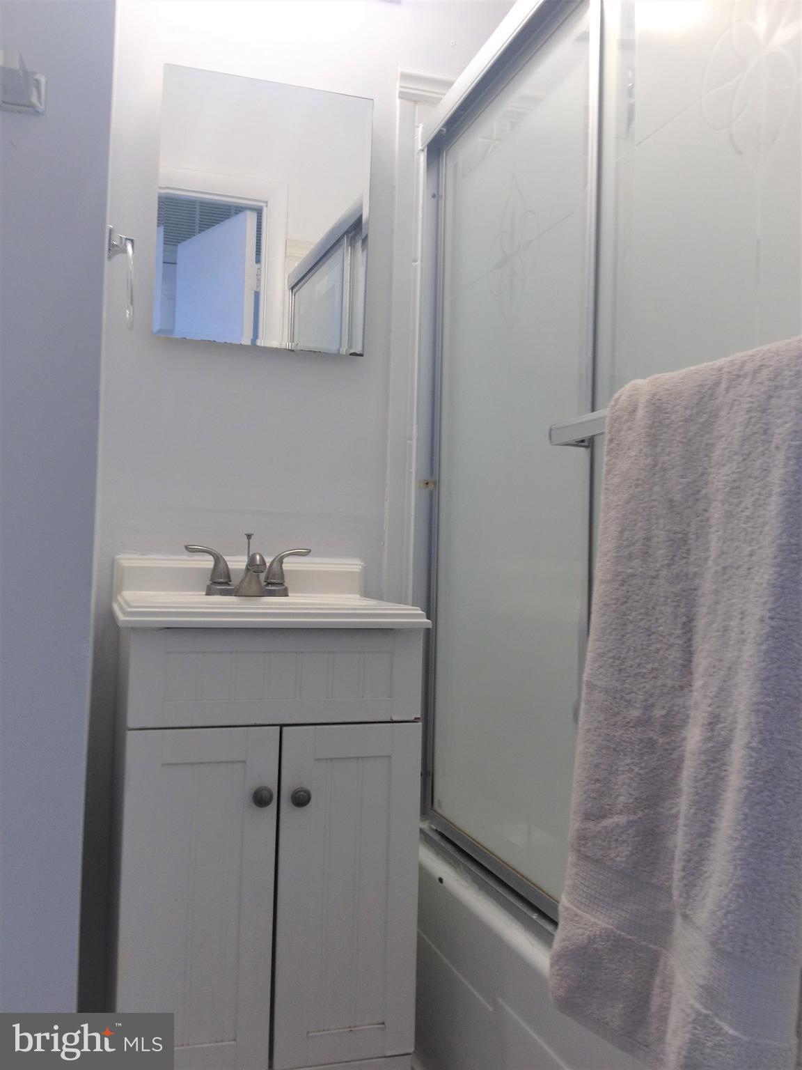 THE ORCHARDS - Residential Lease