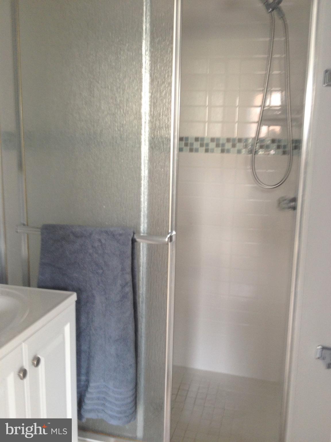 THE ORCHARDS - Residential Lease