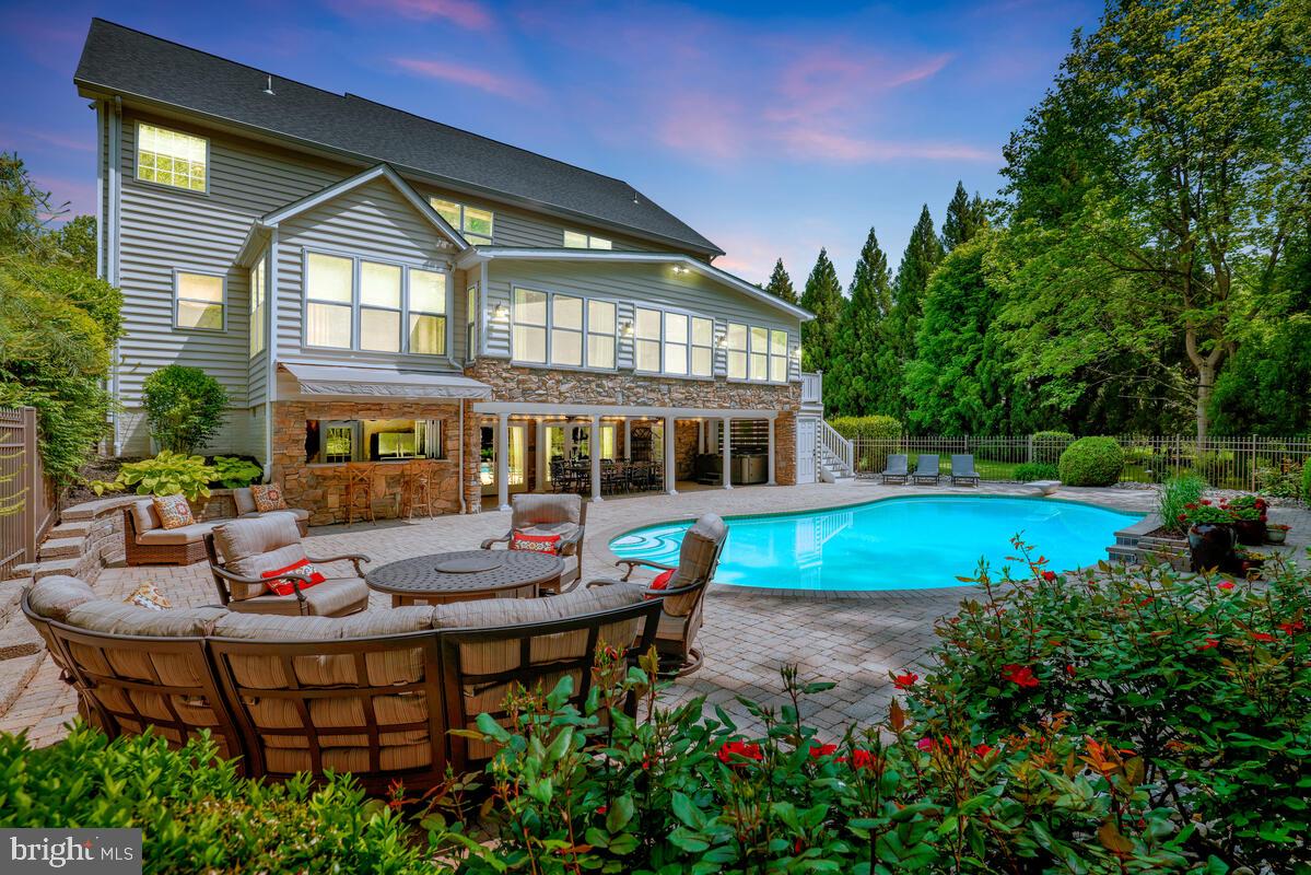 COVENANT CREEK - Residential