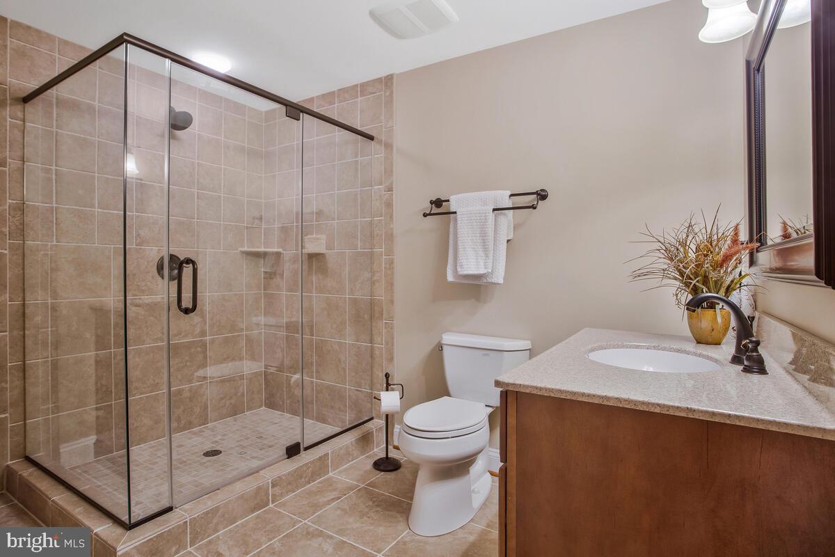 COVENANT CREEK - Residential