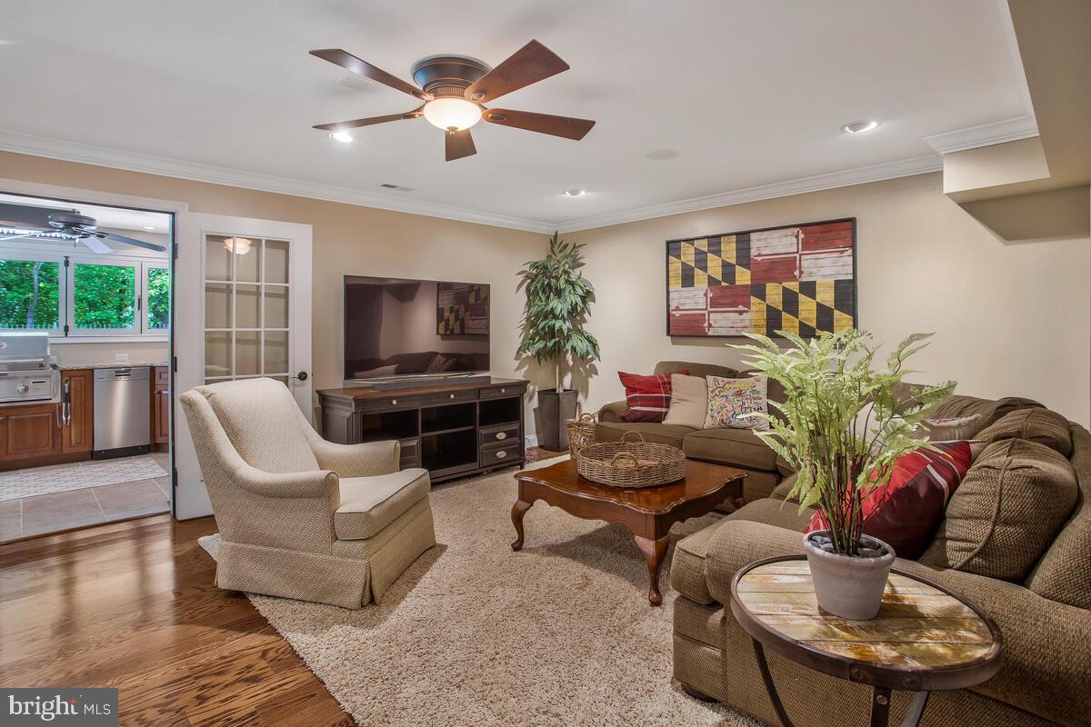 COVENANT CREEK - Residential