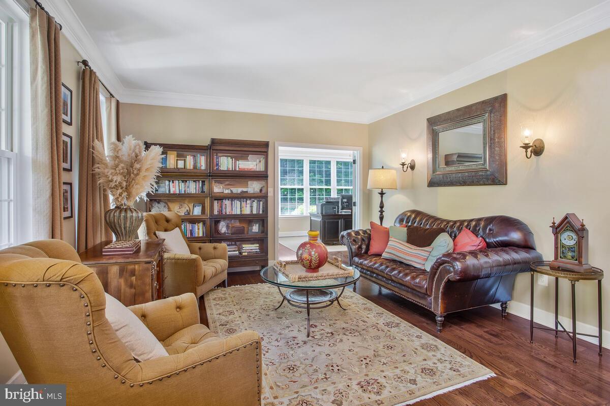 COVENANT CREEK - Residential