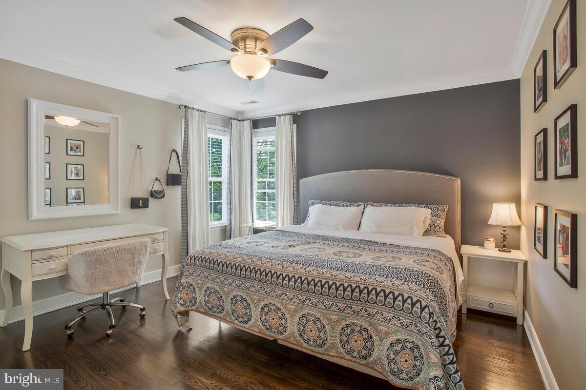 COVENANT CREEK - Residential