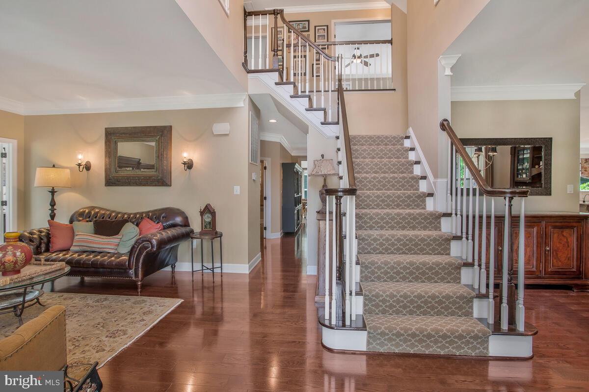 COVENANT CREEK - Residential