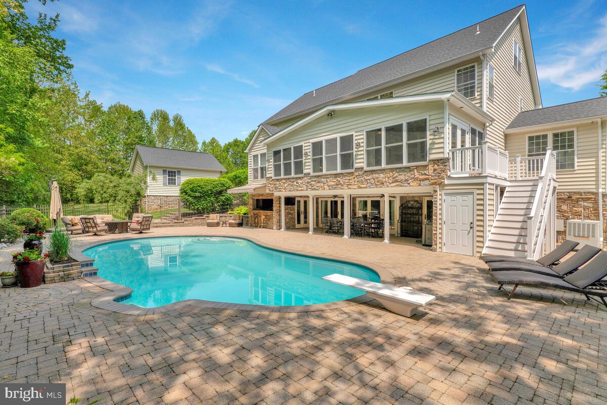 COVENANT CREEK - Residential