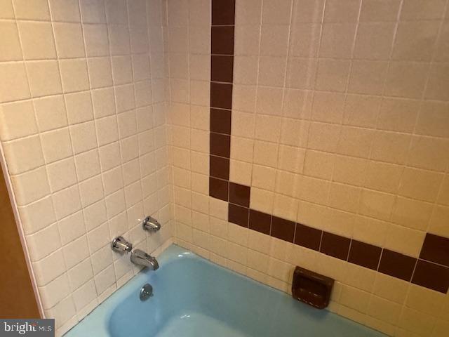 ITALIAN MARKET - Residential