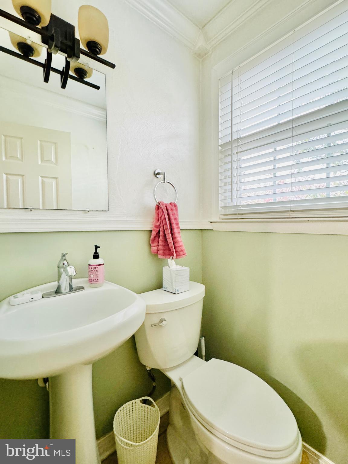 MONTICELLO WOODS - Residential Lease