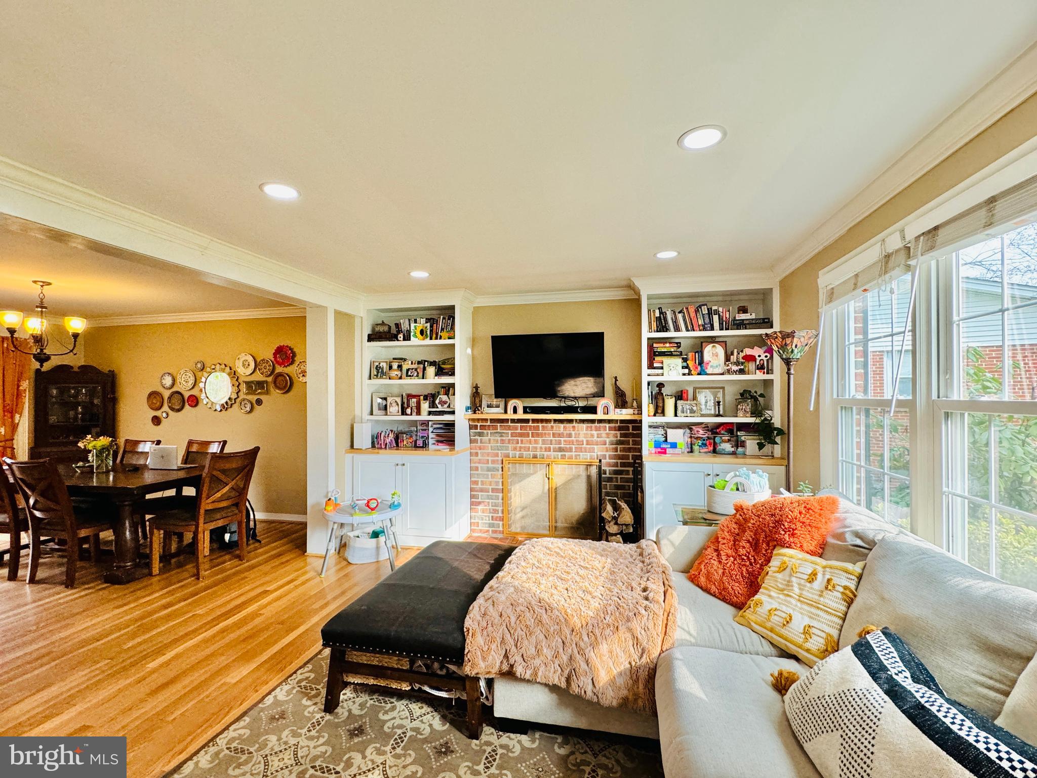 MONTICELLO WOODS - Residential Lease