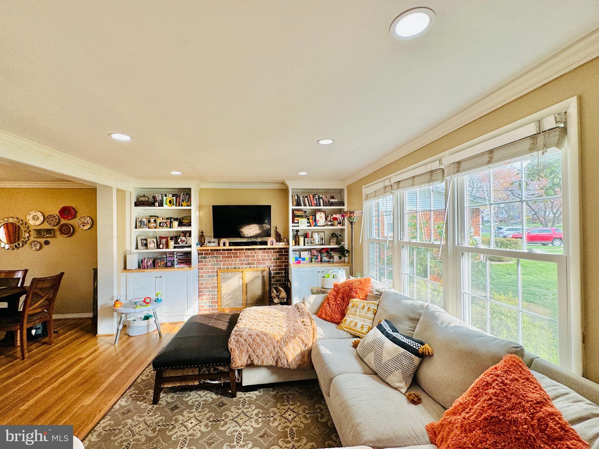 MONTICELLO WOODS - Residential Lease