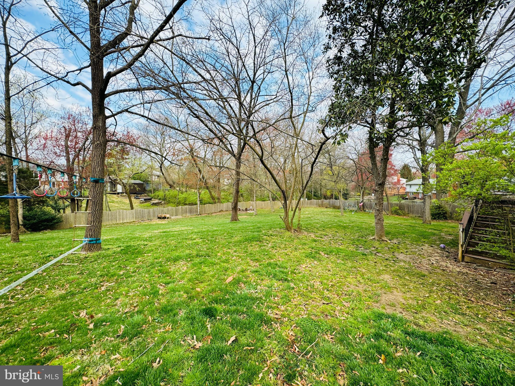 MONTICELLO WOODS - Residential Lease