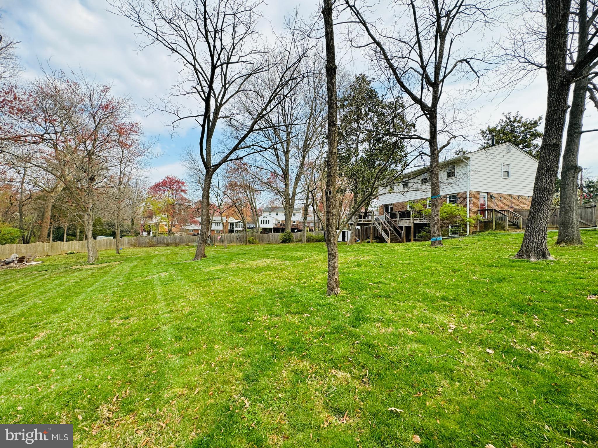 MONTICELLO WOODS - Residential Lease