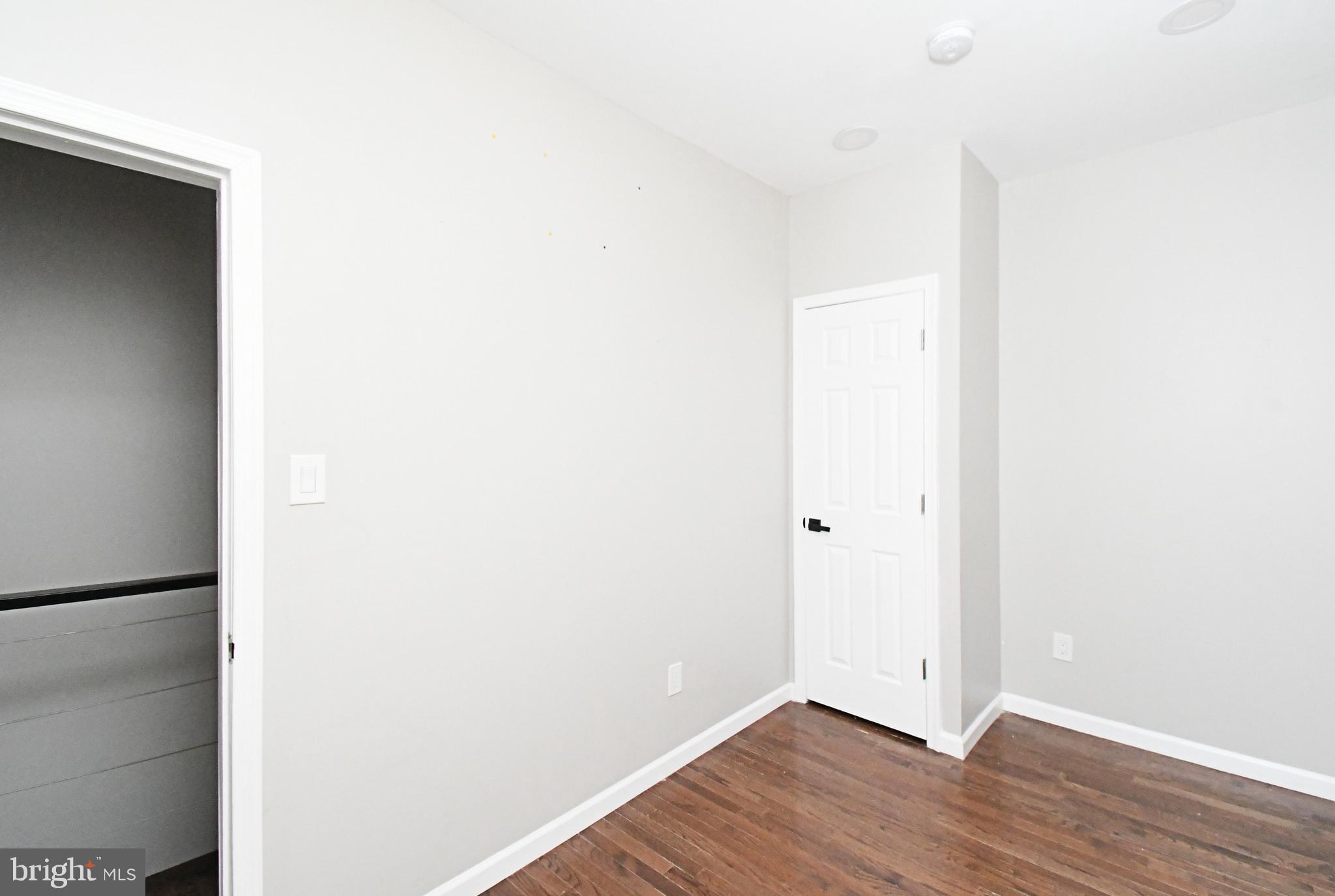 PORT RICHMOND - Residential