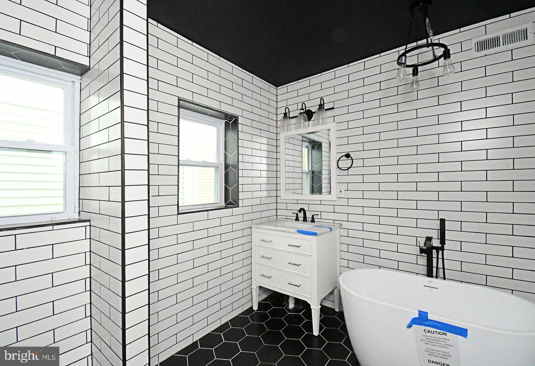 PORT RICHMOND - Residential