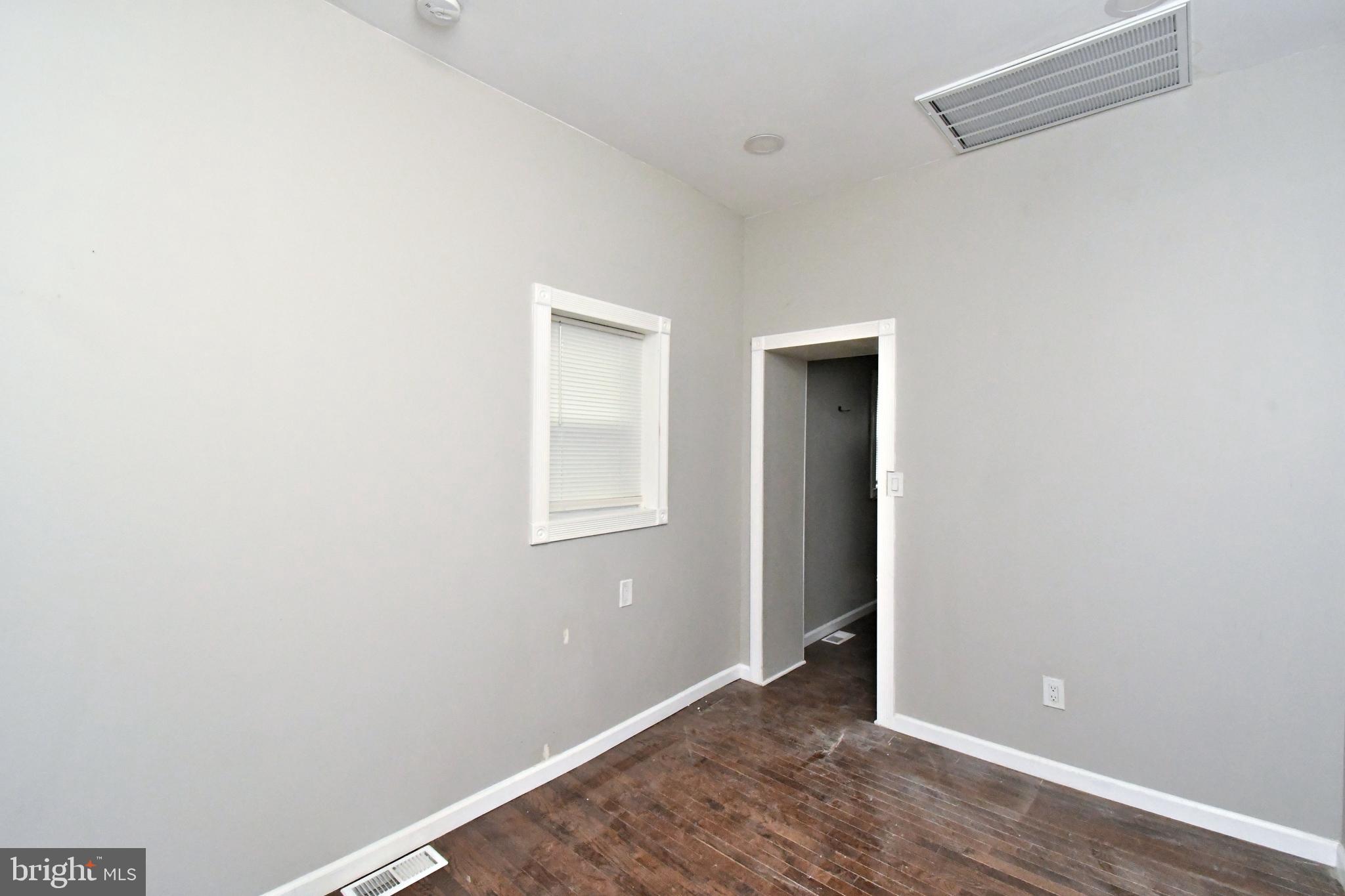 PORT RICHMOND - Residential