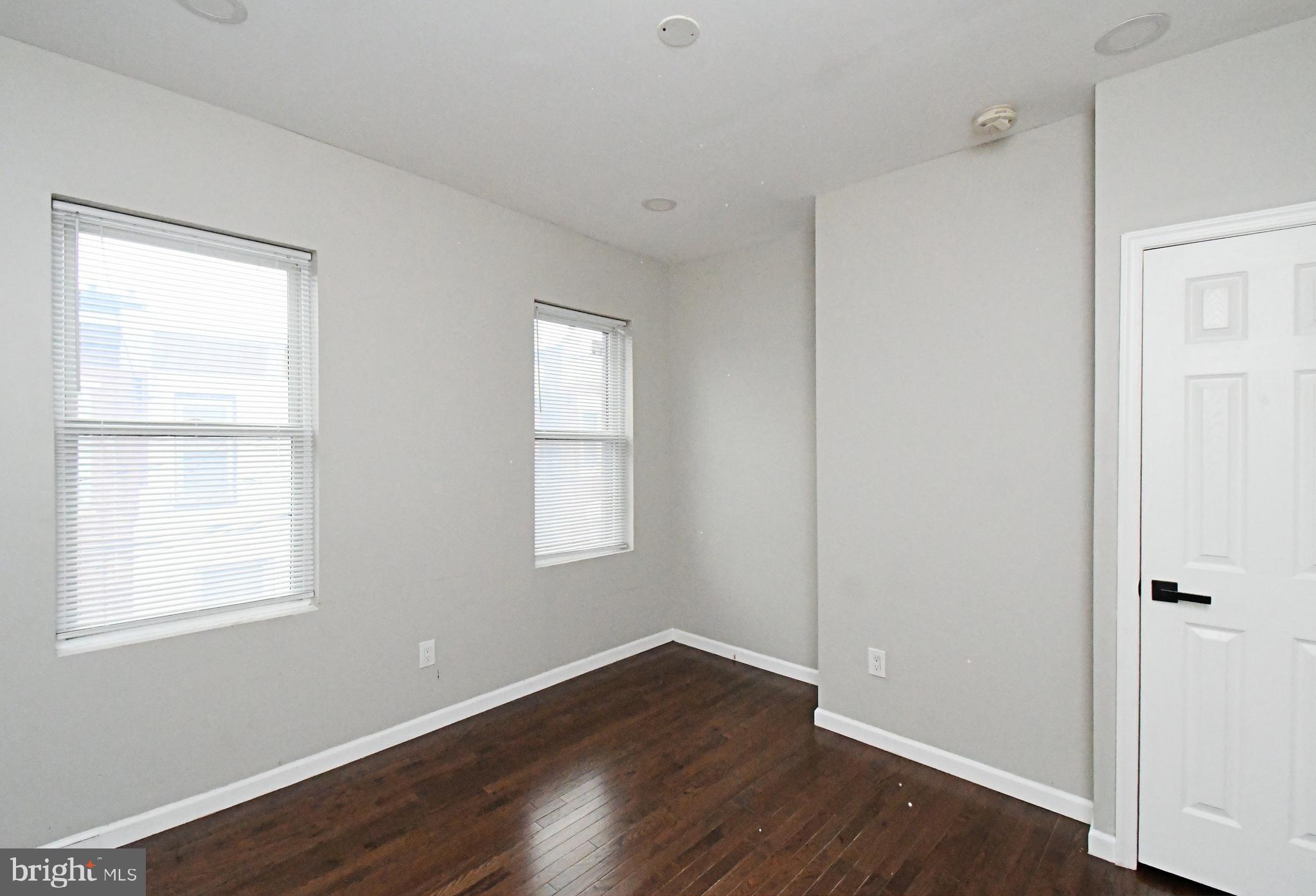 PORT RICHMOND - Residential