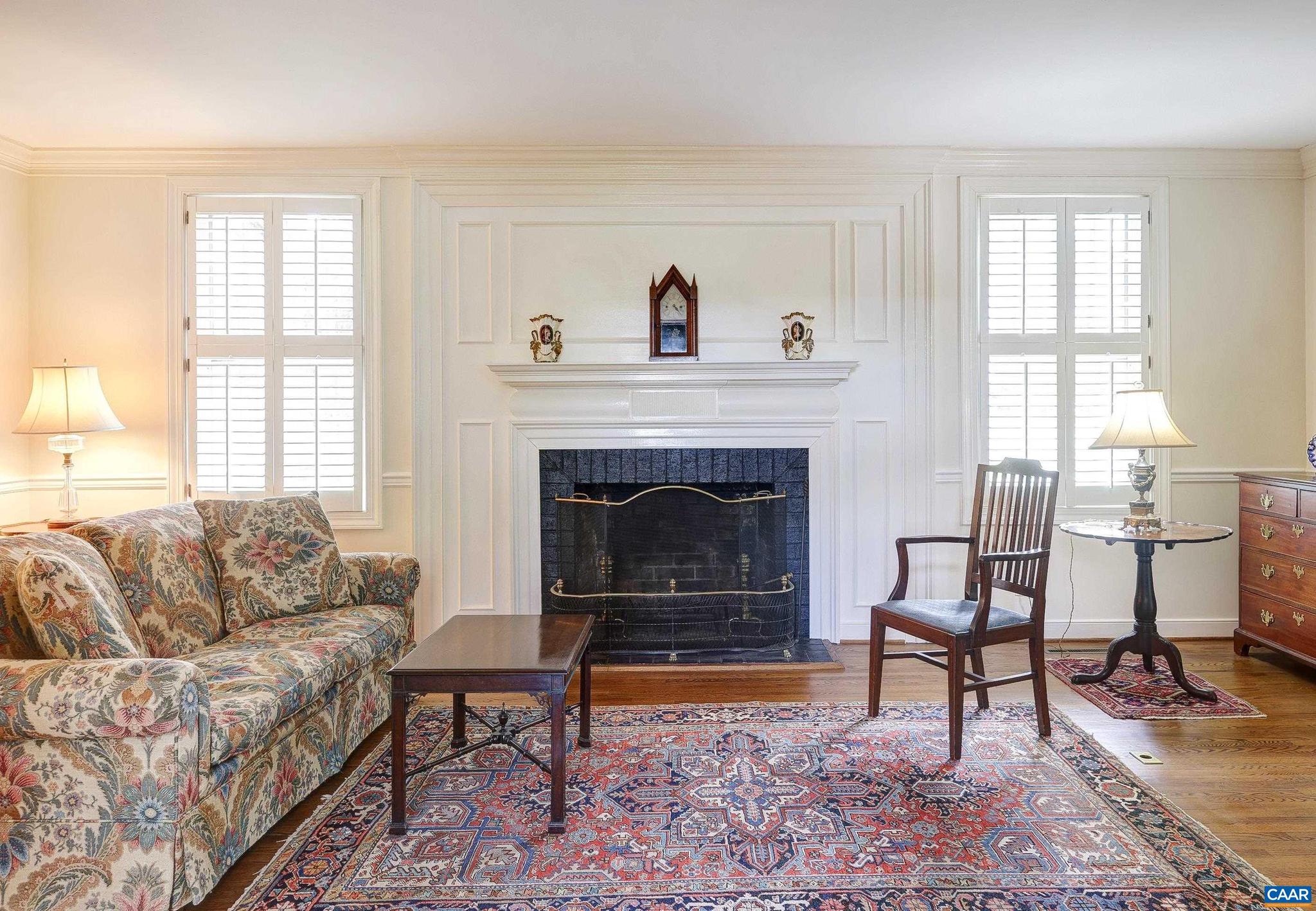 14 EDNAM VILLAGE ST