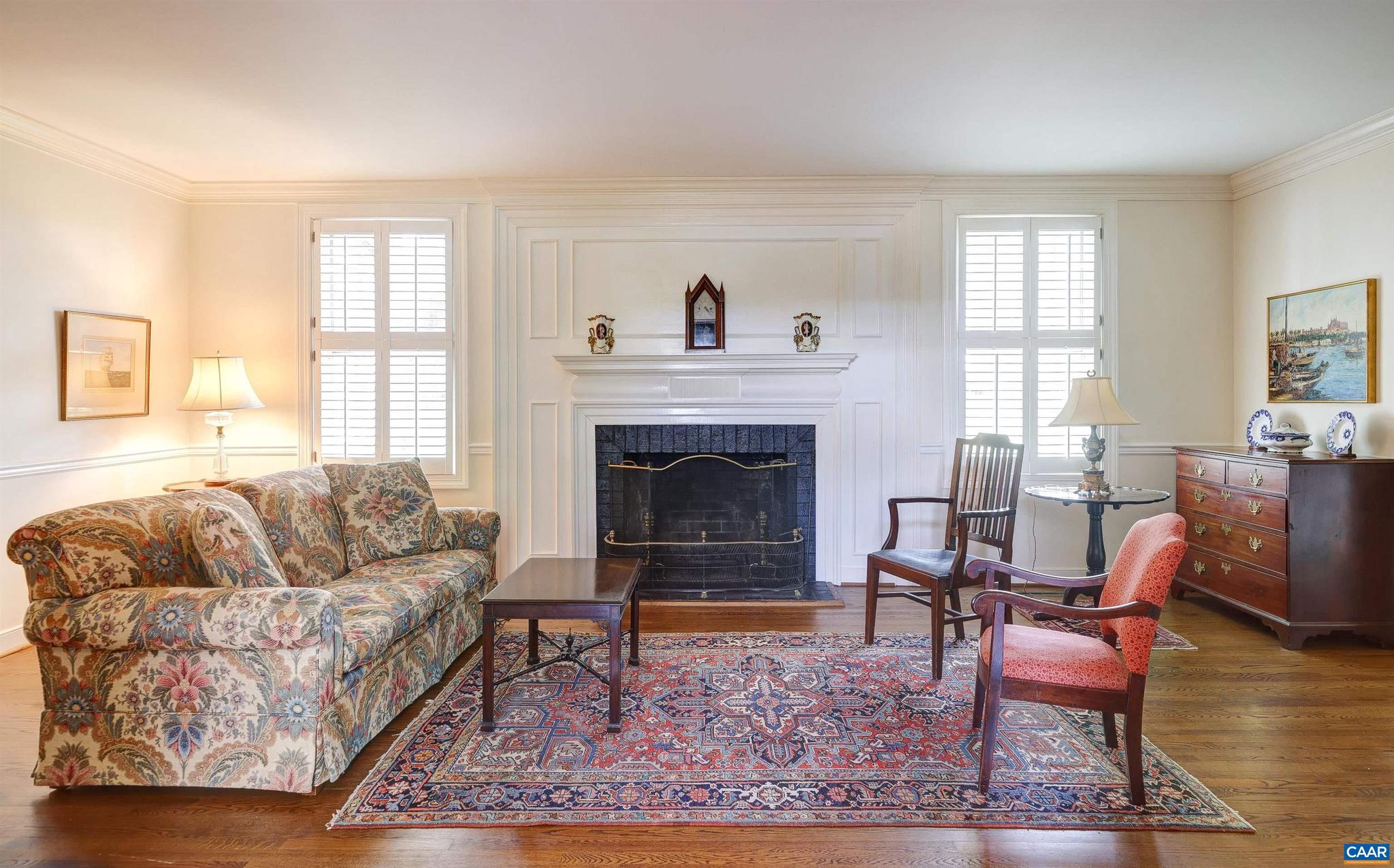 14 EDNAM VILLAGE ST