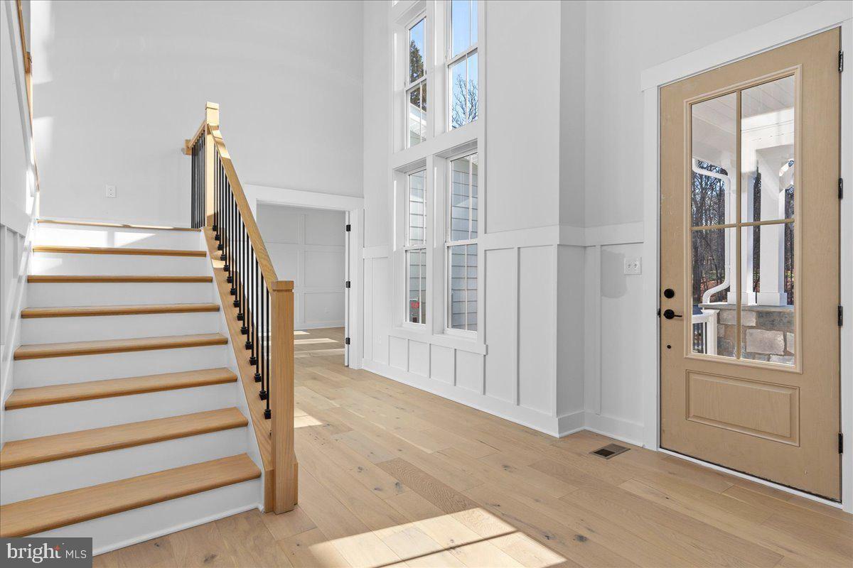 ANTON NORTH - Residential