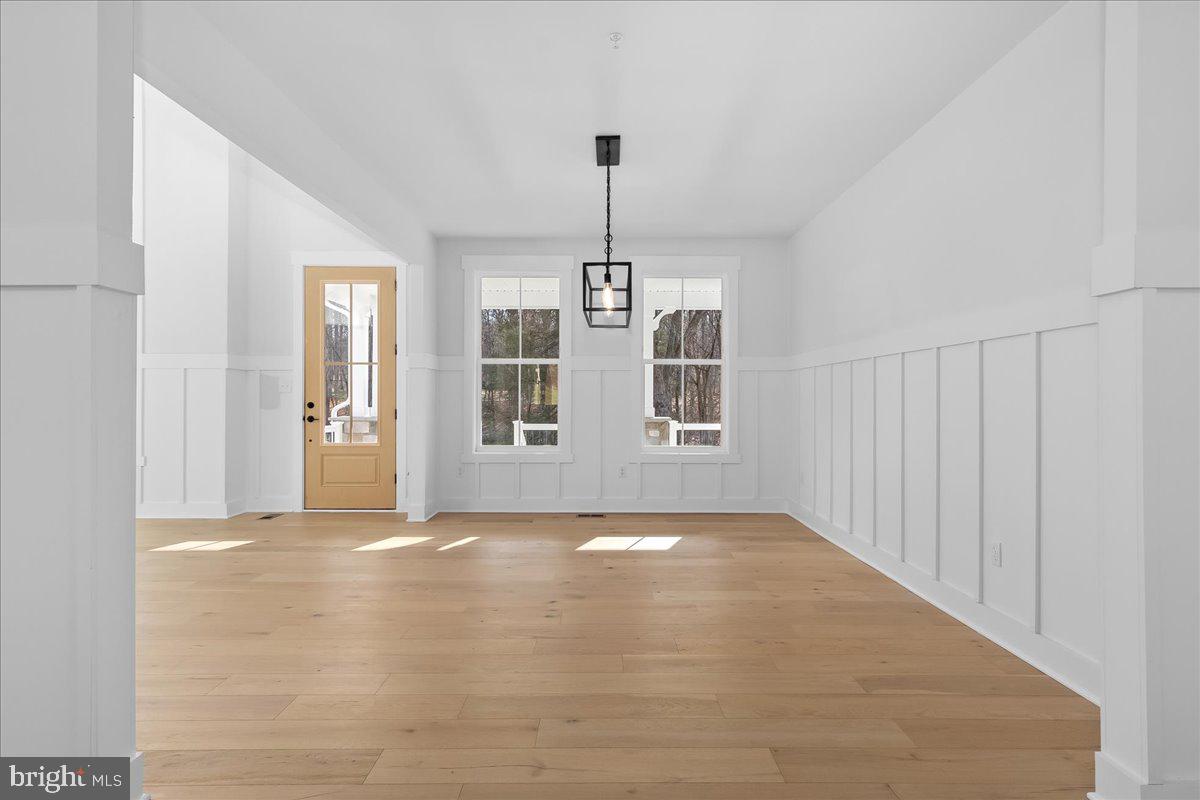 ANTON NORTH - Residential