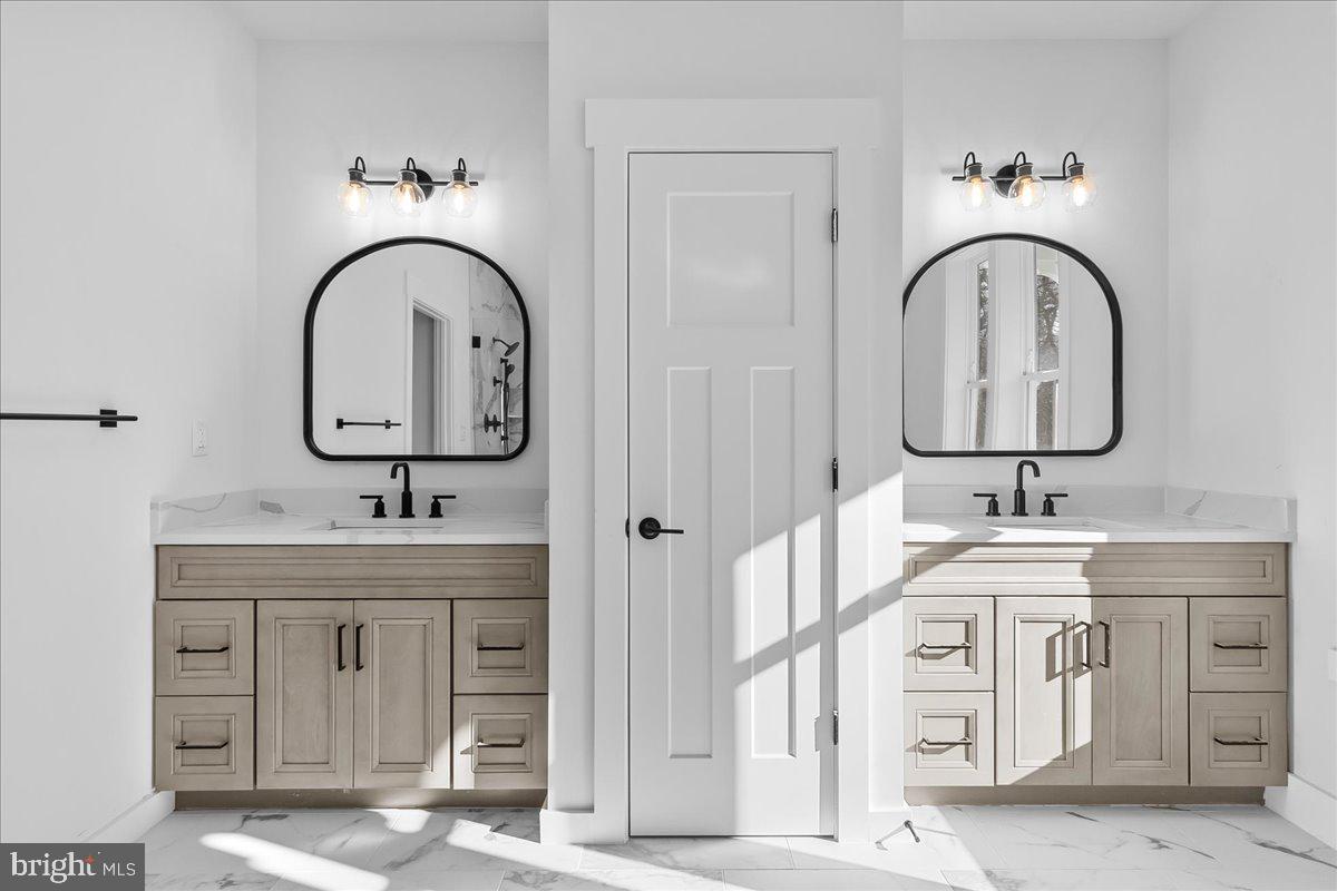 ANTON NORTH - Residential