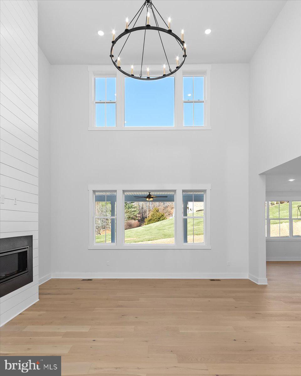 ANTON NORTH - Residential