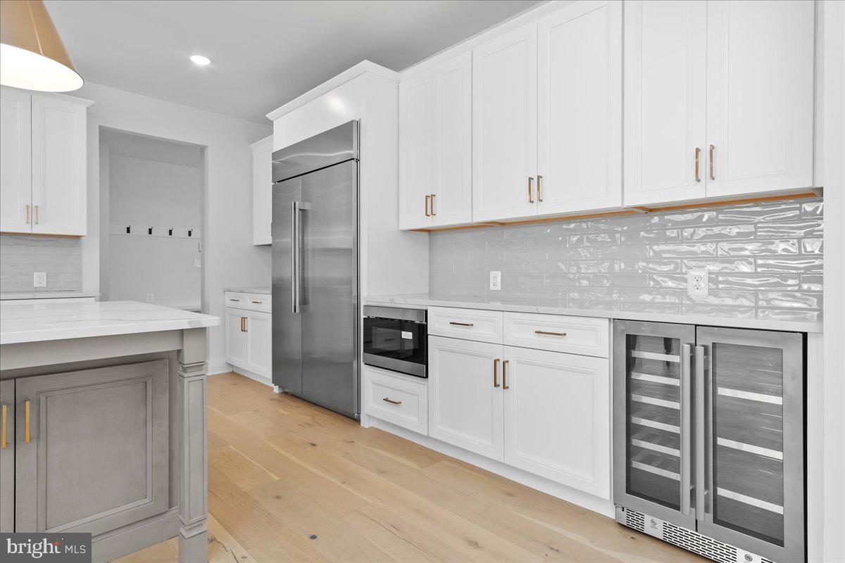 ANTON NORTH - Residential