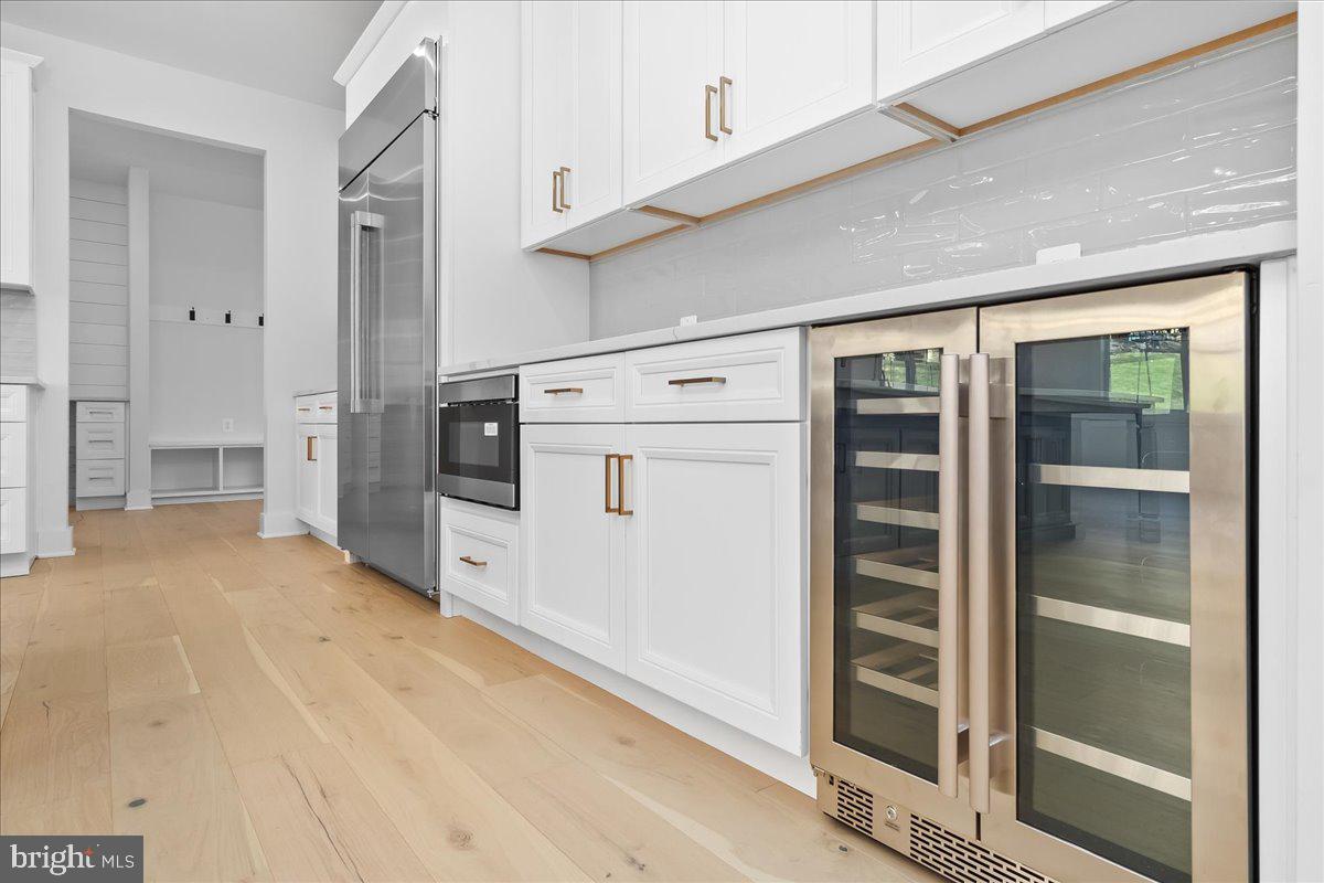 ANTON NORTH - Residential