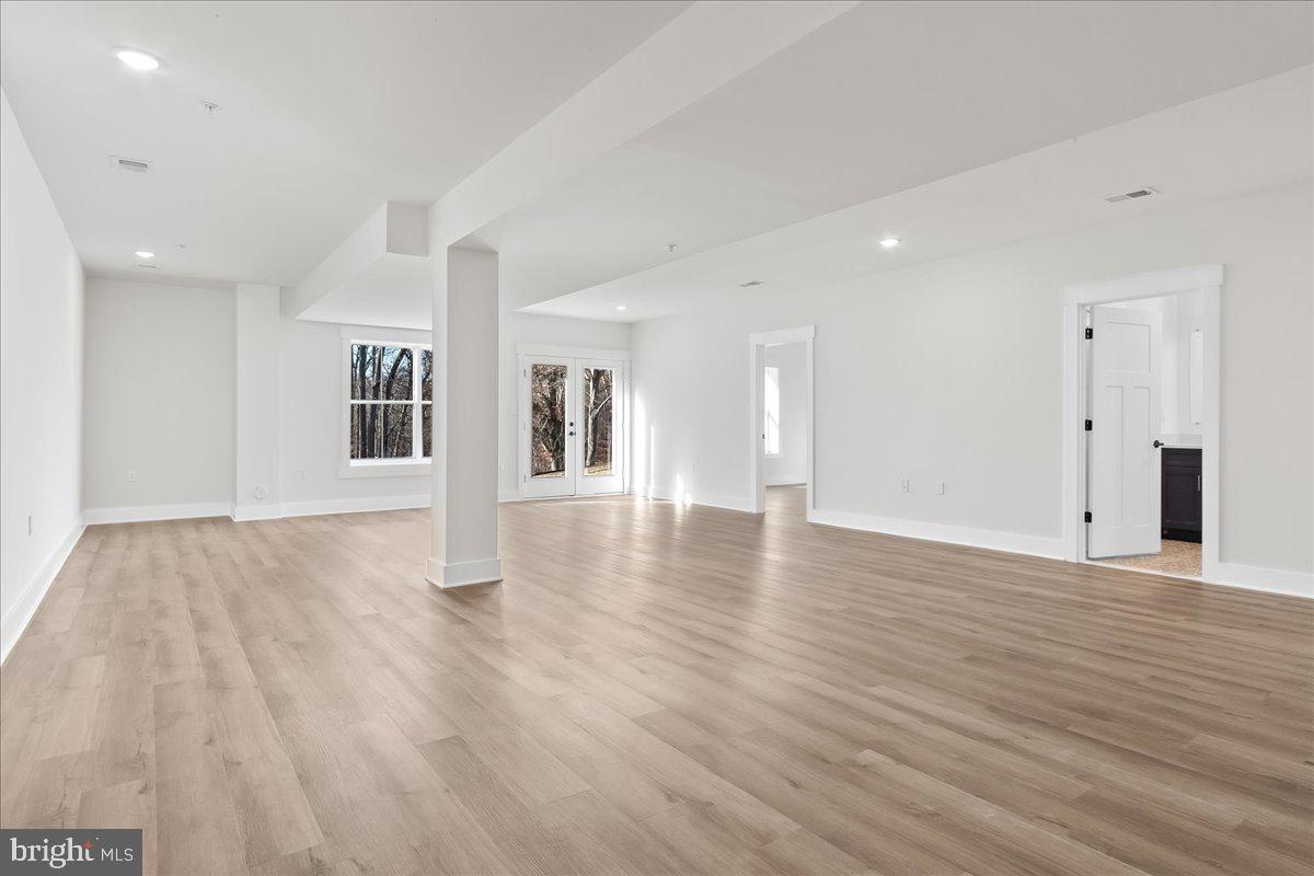 ANTON NORTH - Residential