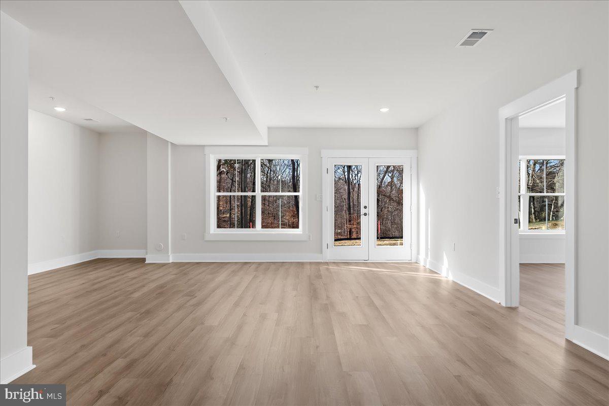 ANTON NORTH - Residential