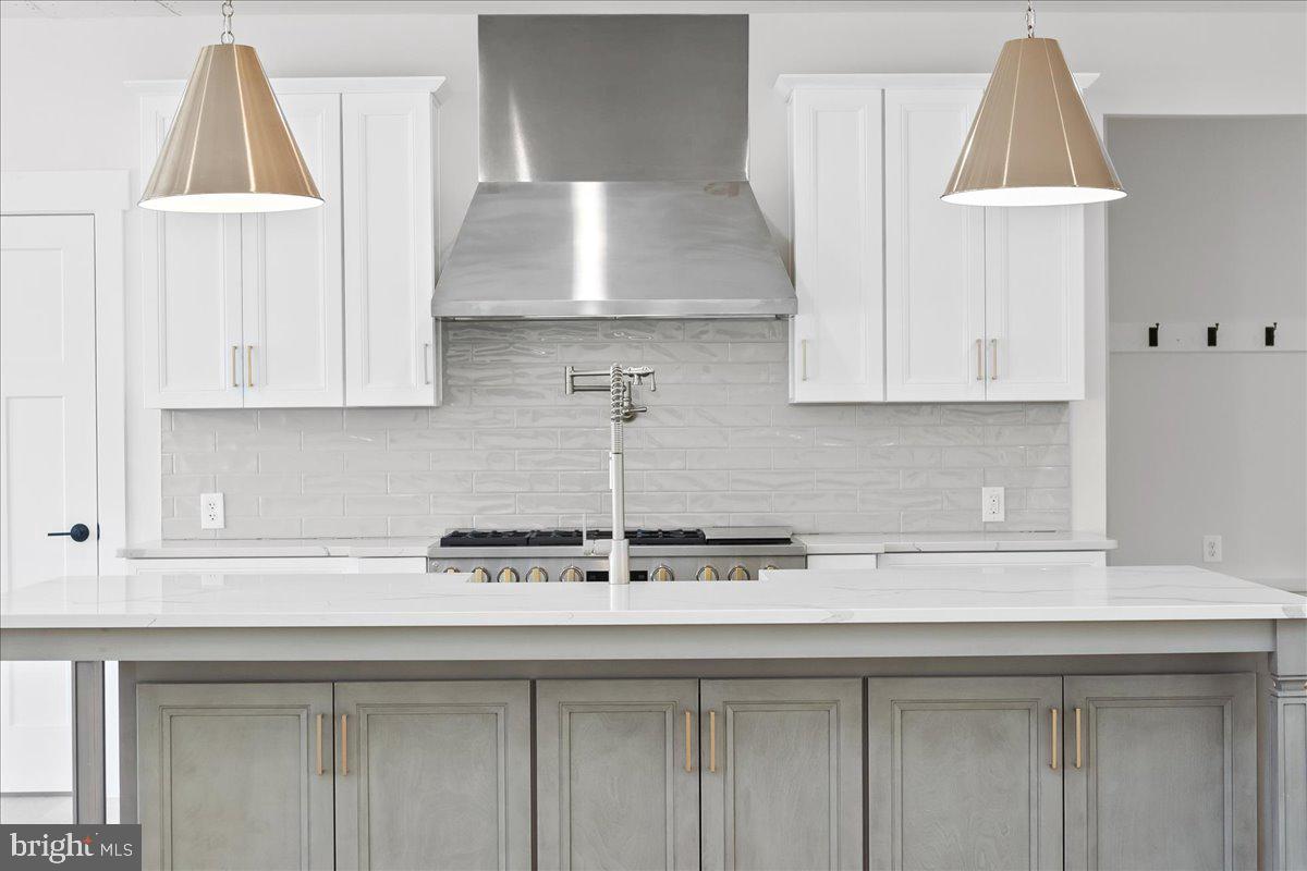 ANTON NORTH - Residential