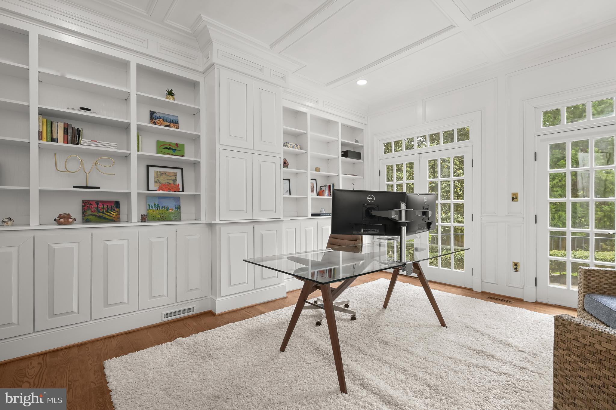 BRADLEY HILLS GROVE - Residential