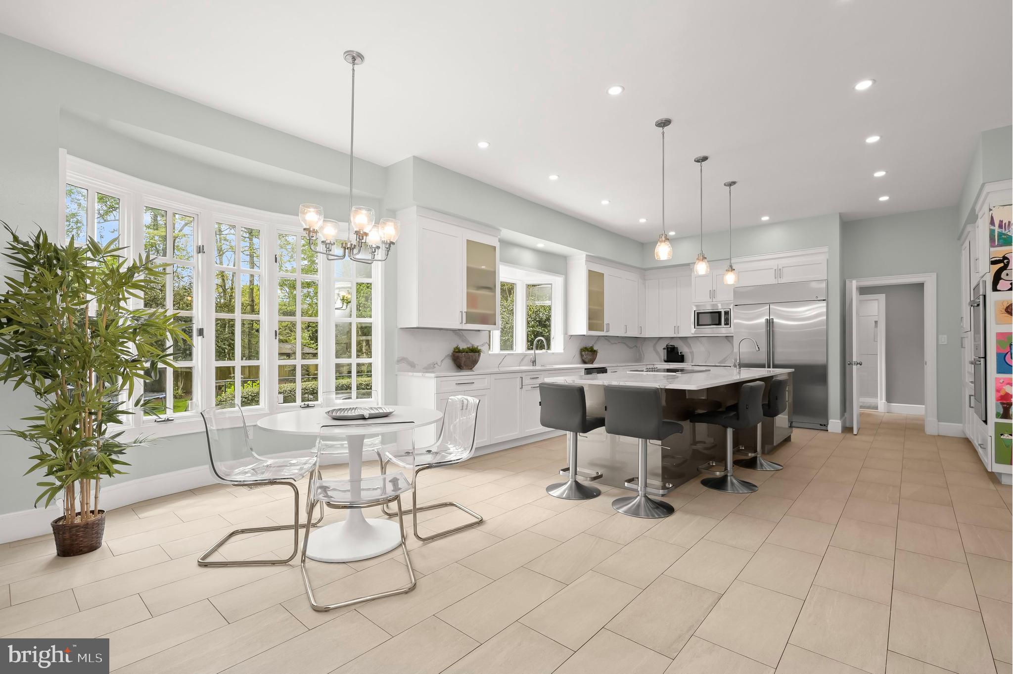 BRADLEY HILLS GROVE - Residential