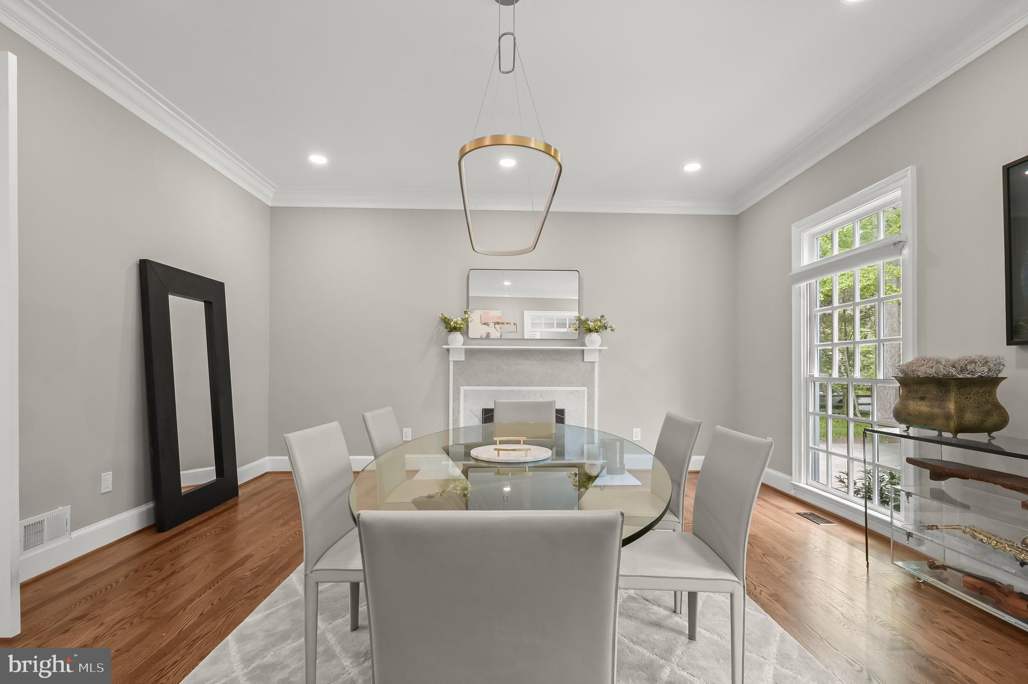 BRADLEY HILLS GROVE - Residential