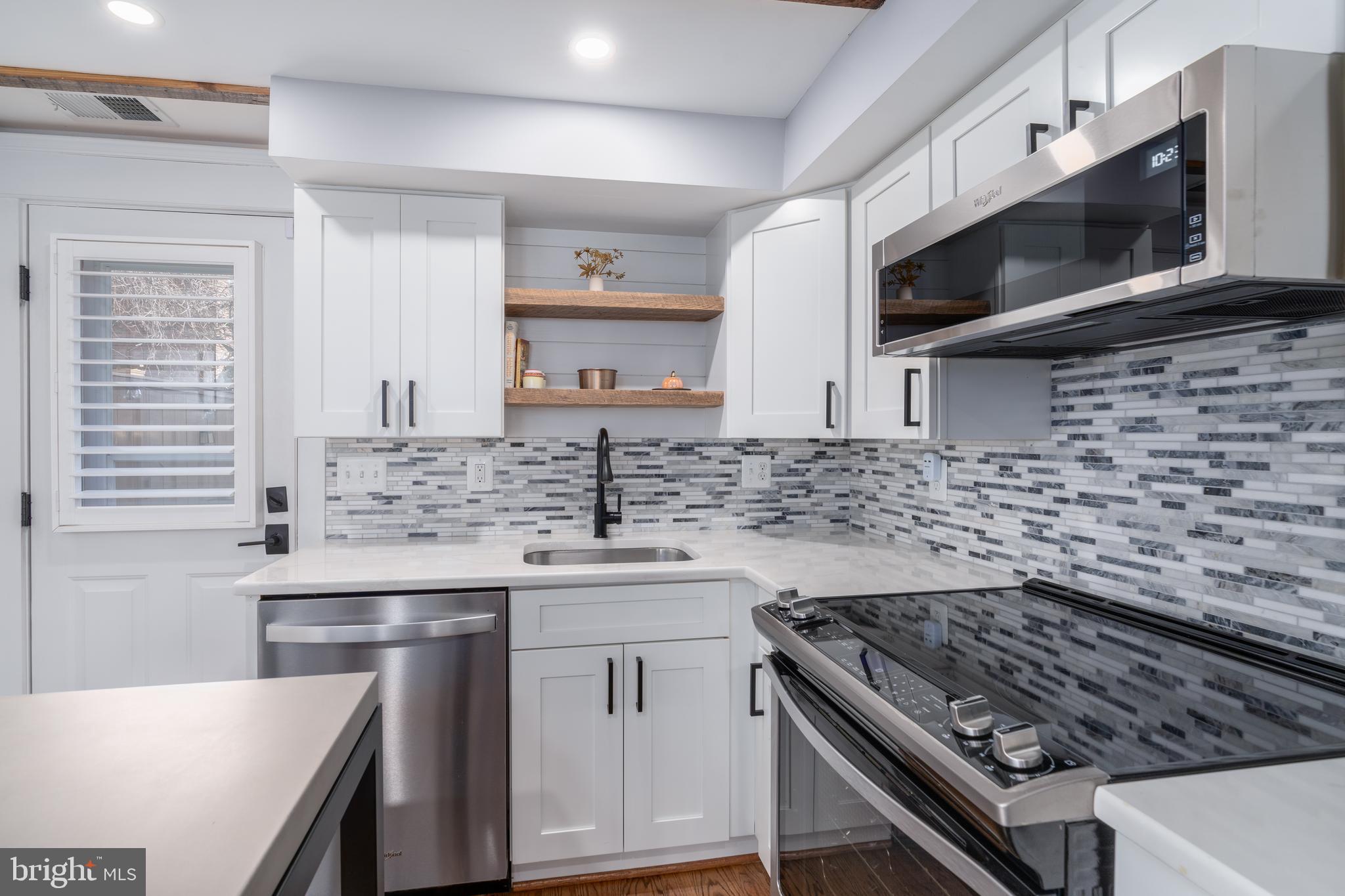 OLD TOWN ALEXANDRIA - Residential