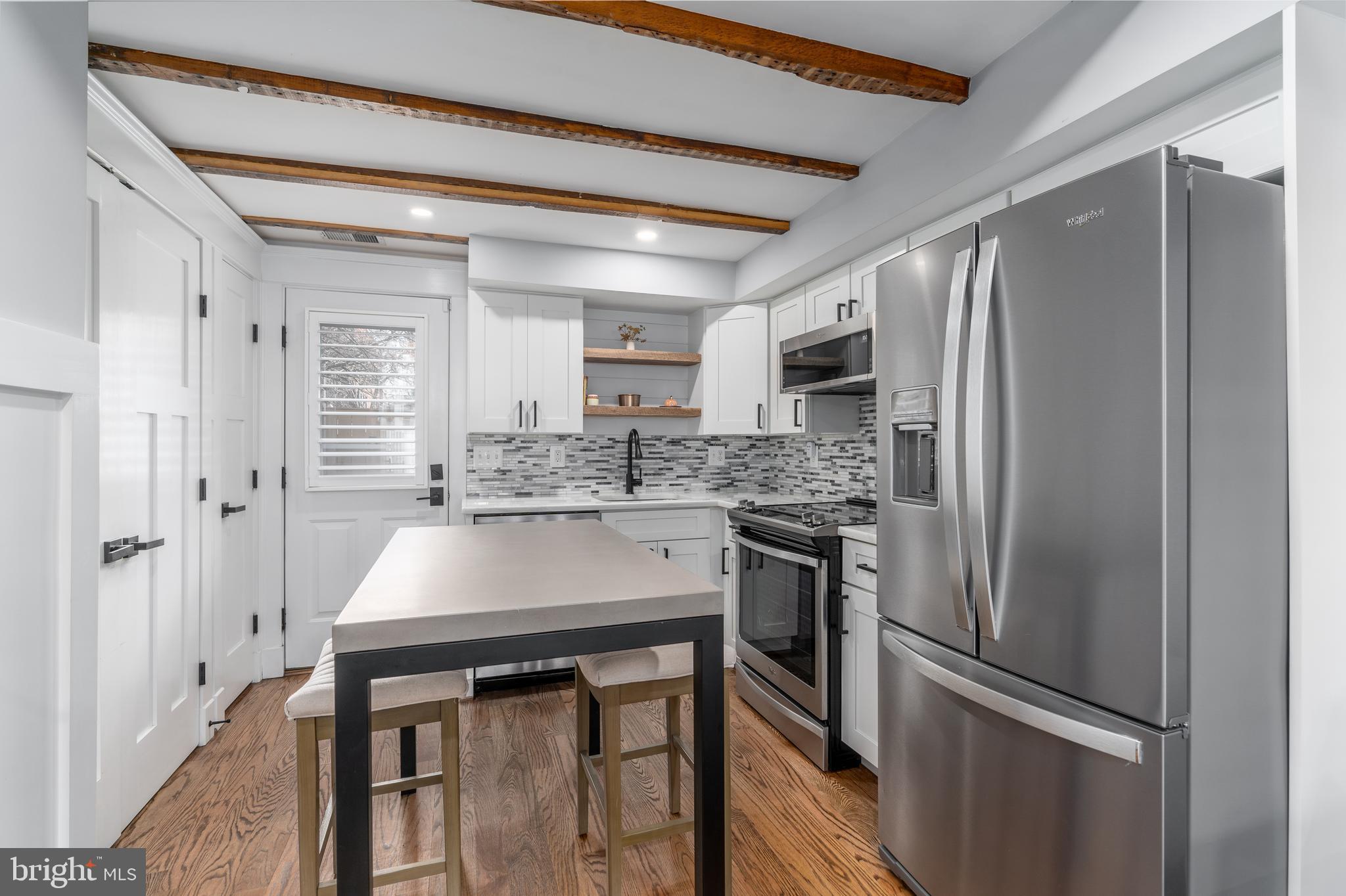 OLD TOWN ALEXANDRIA - Residential