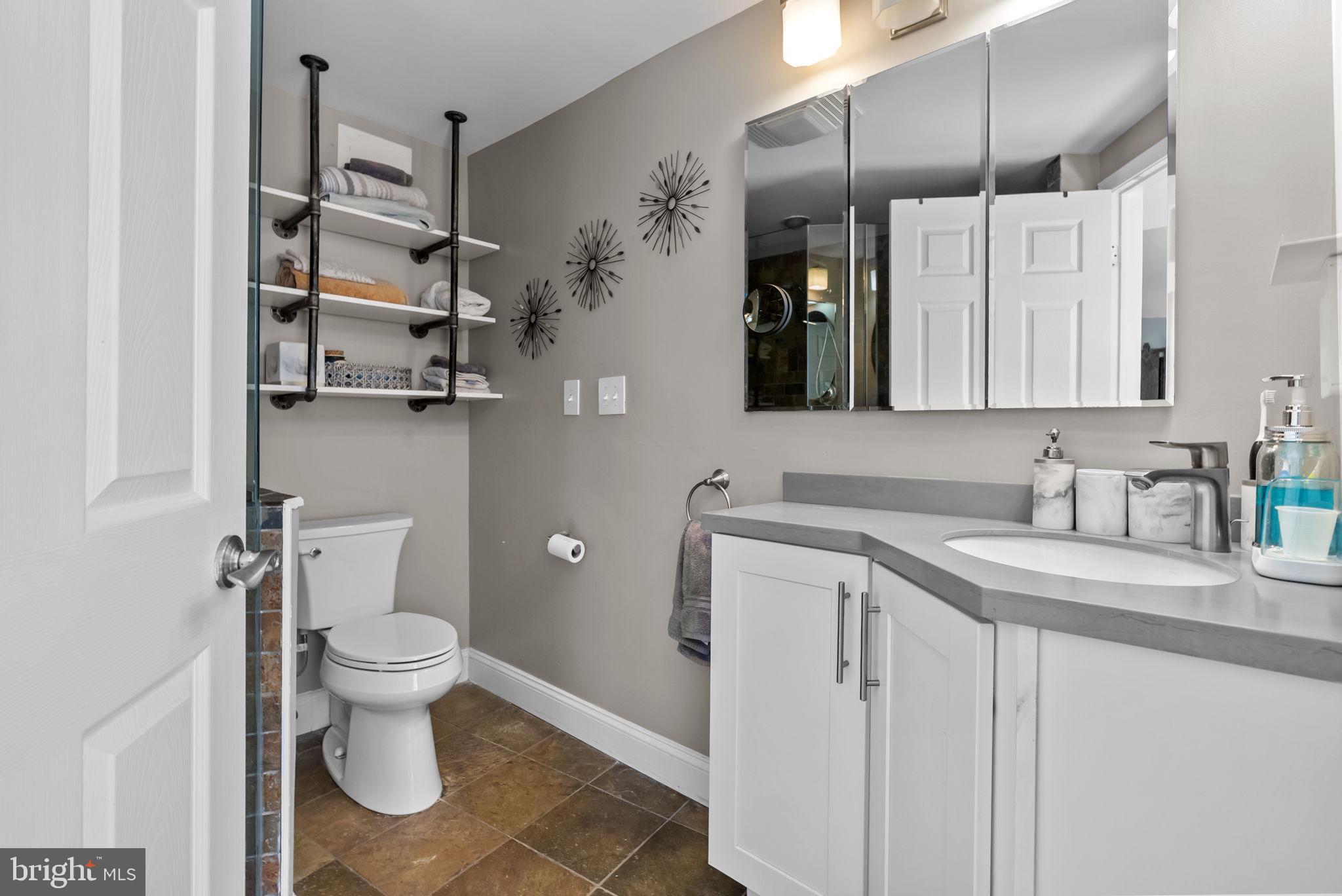 FAIRMOUNT - Residential