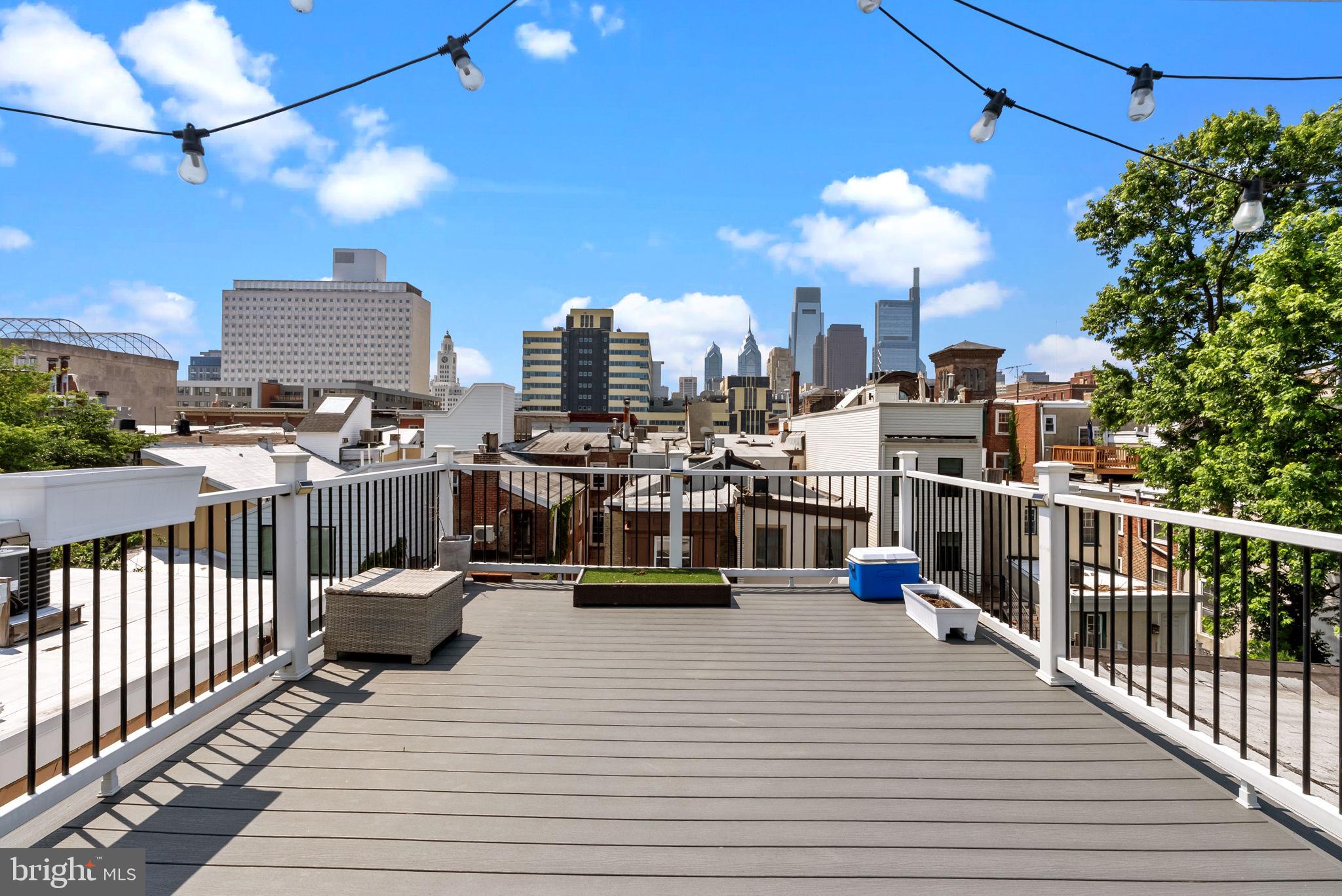 FAIRMOUNT - Residential