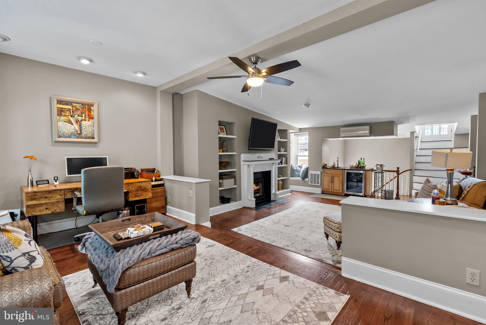 FAIRMOUNT - Residential