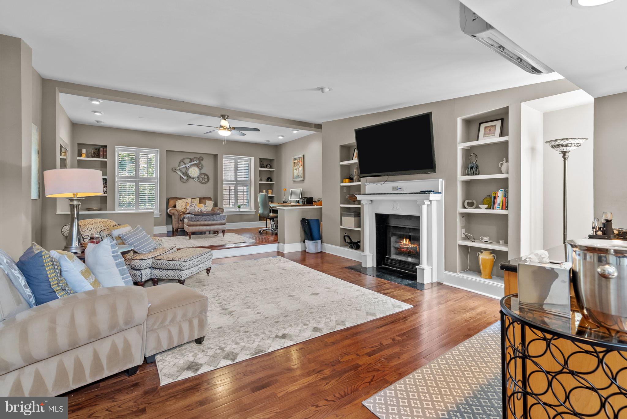 FAIRMOUNT - Residential