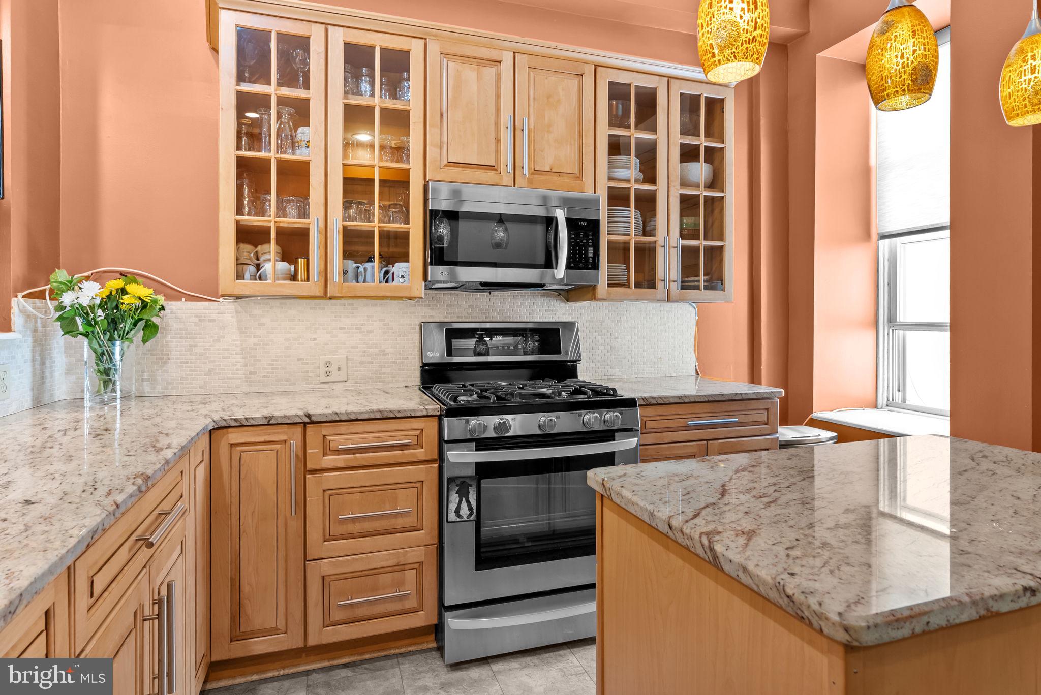 FAIRMOUNT - Residential