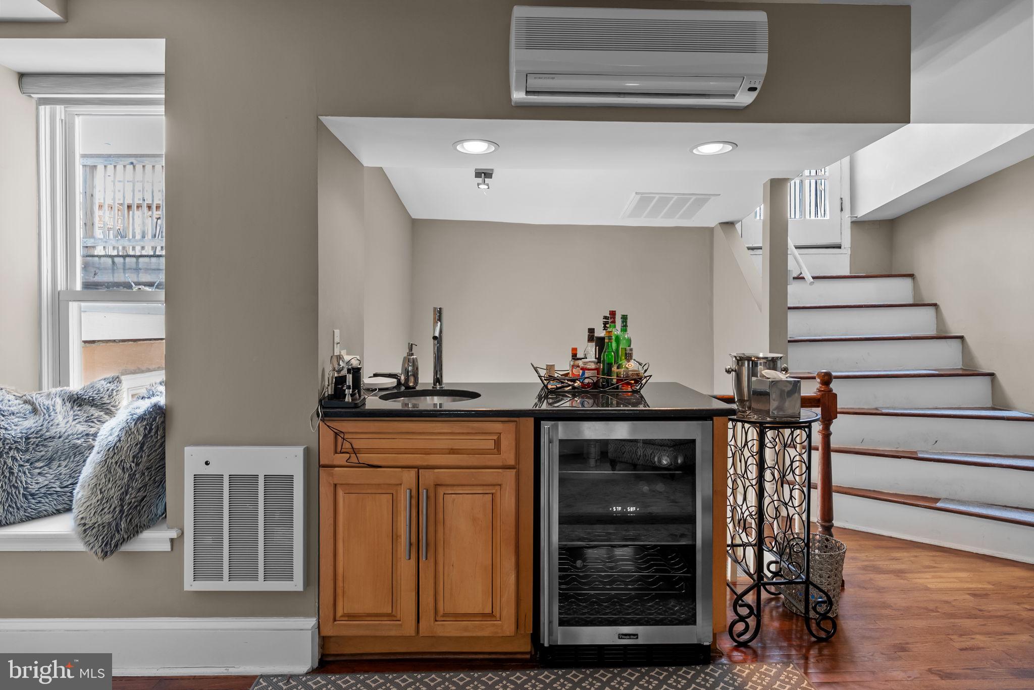 FAIRMOUNT - Residential